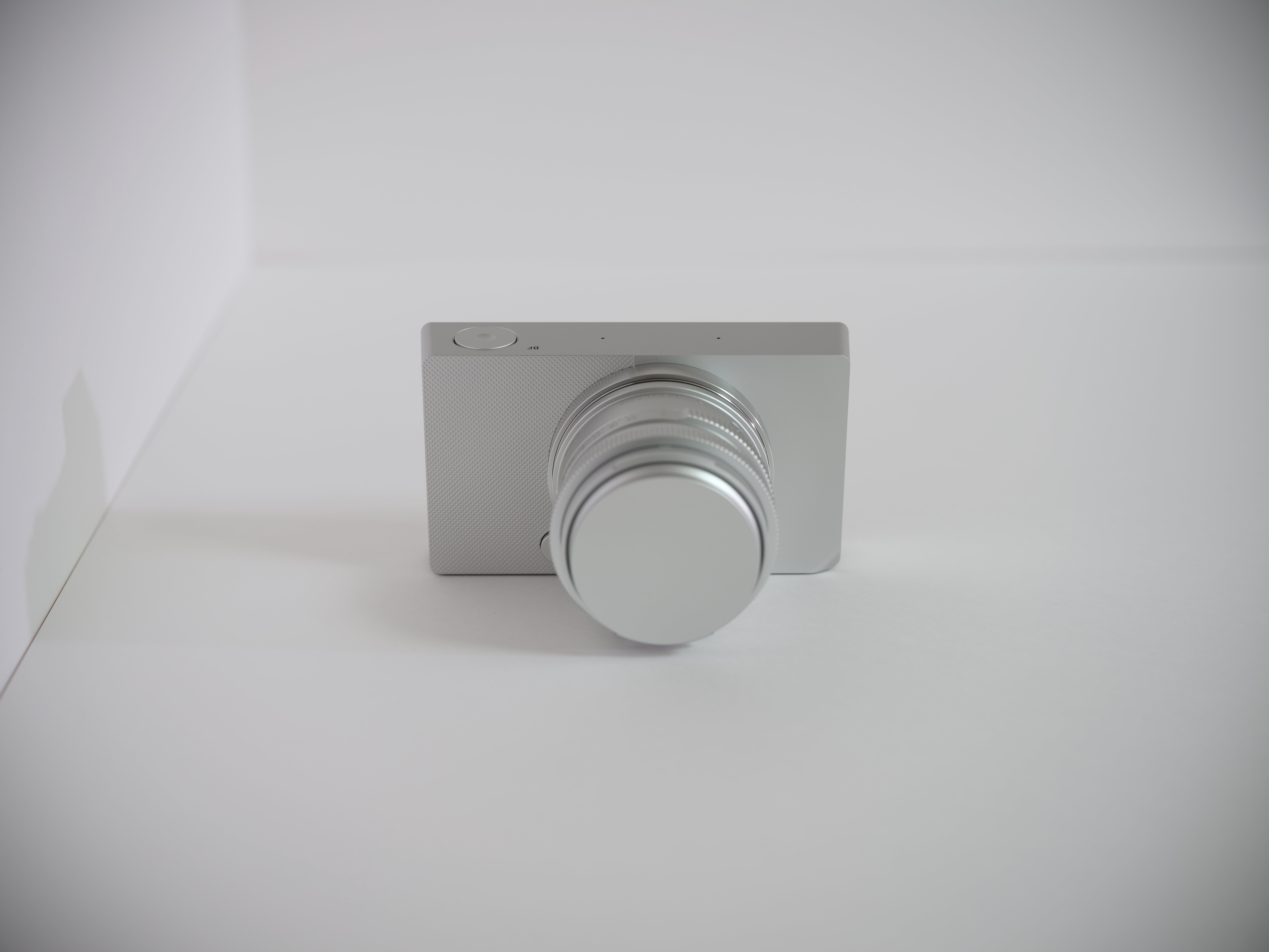 レンズ(単焦点) SIGMA 45mm f2.8 CONTEMPORARY silver SIGMA(シグマ) 45mm F/2.8 DG Contemporary シルバー Lマウント