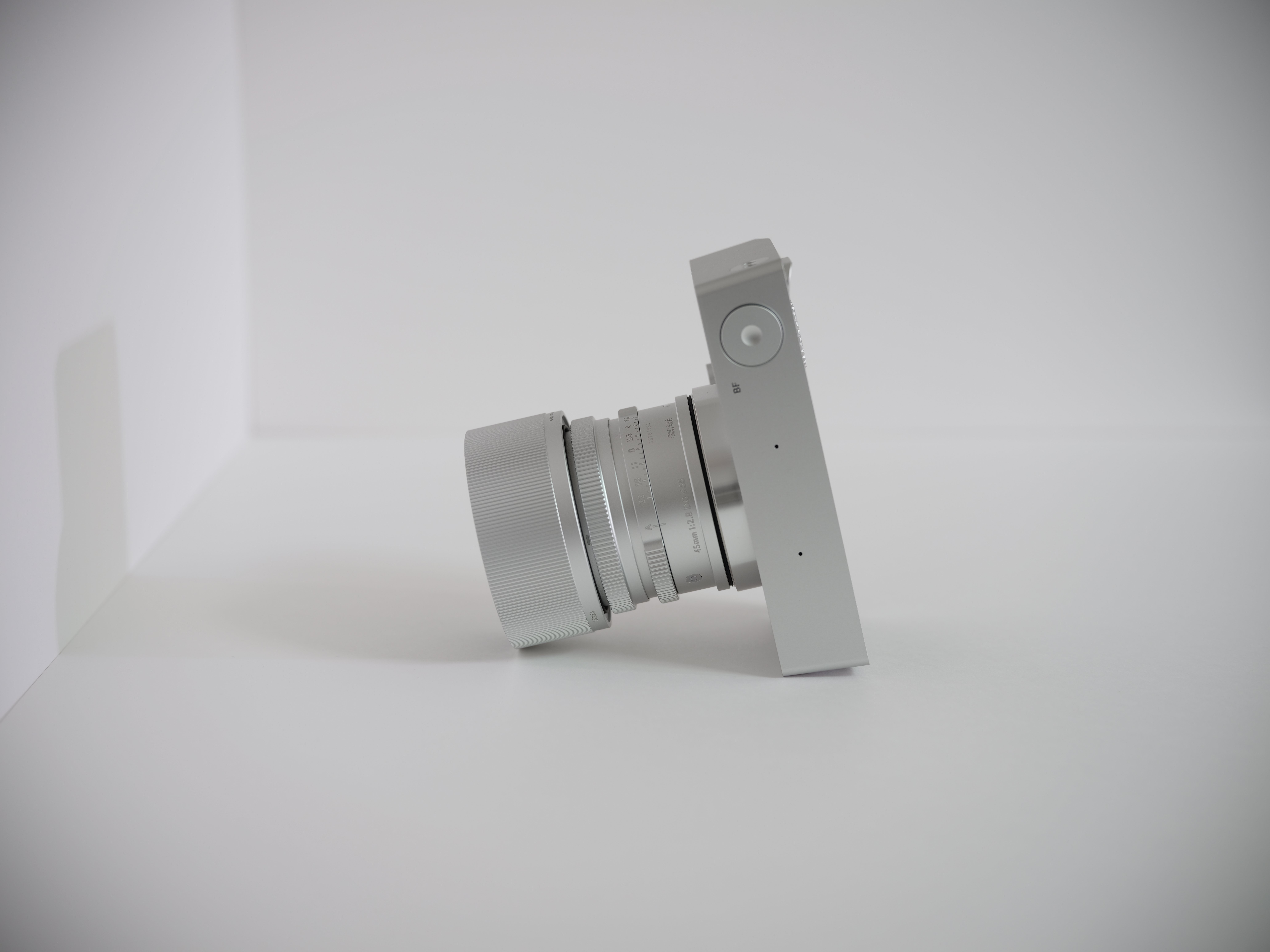 レビュー】BF's Best Friend. SIGMA 45mm F2.8 DG