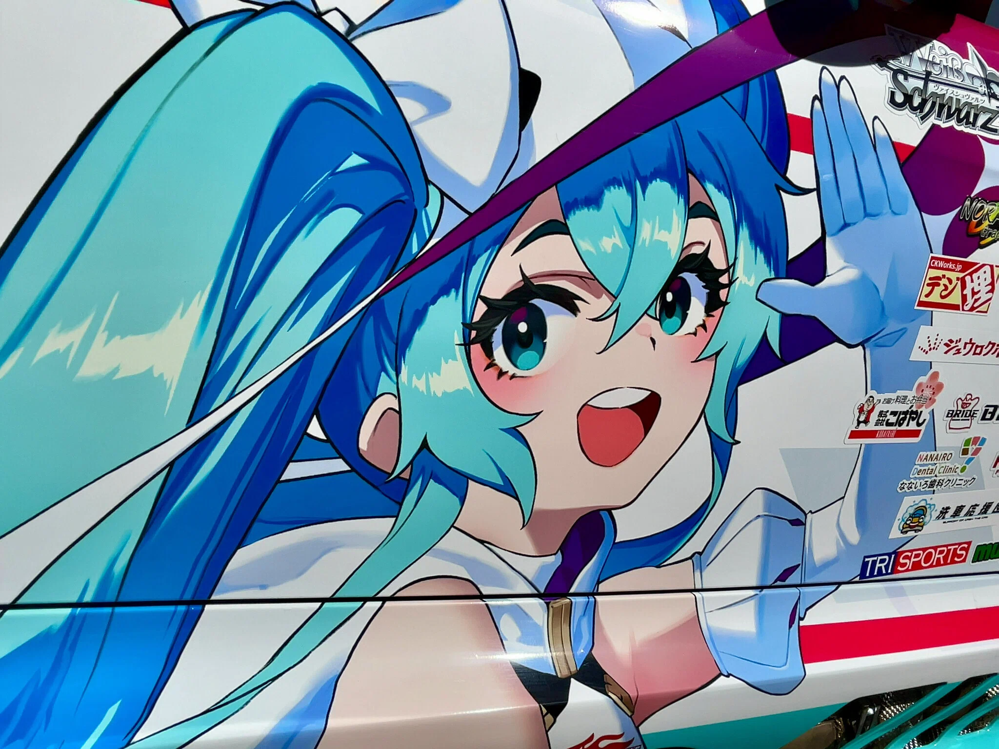 初音ミク　股関節脱臼　ポスター レーシングミク野立て看板巡礼旅のススメ Ver.2025｜工藤＠トレセン学園