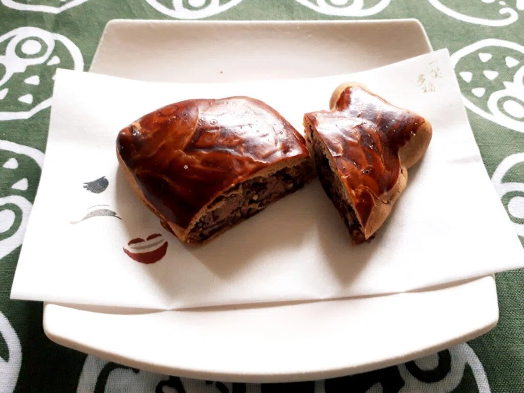 和菓子｜東京｜めでたい和菓子をどうぞ『鯛すがた おやき』《御菓子司