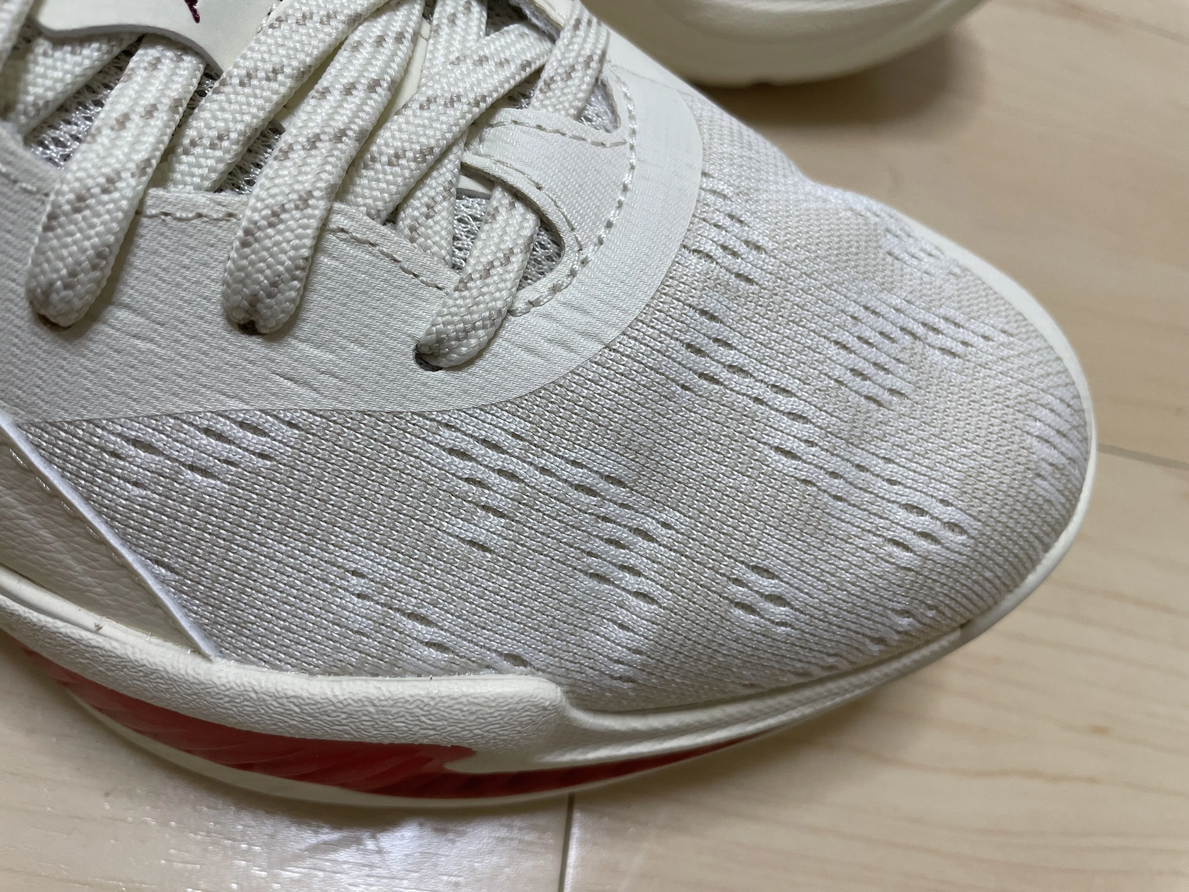 NOVA SURGE LOW 2 Performance Review｜Brankなんとか