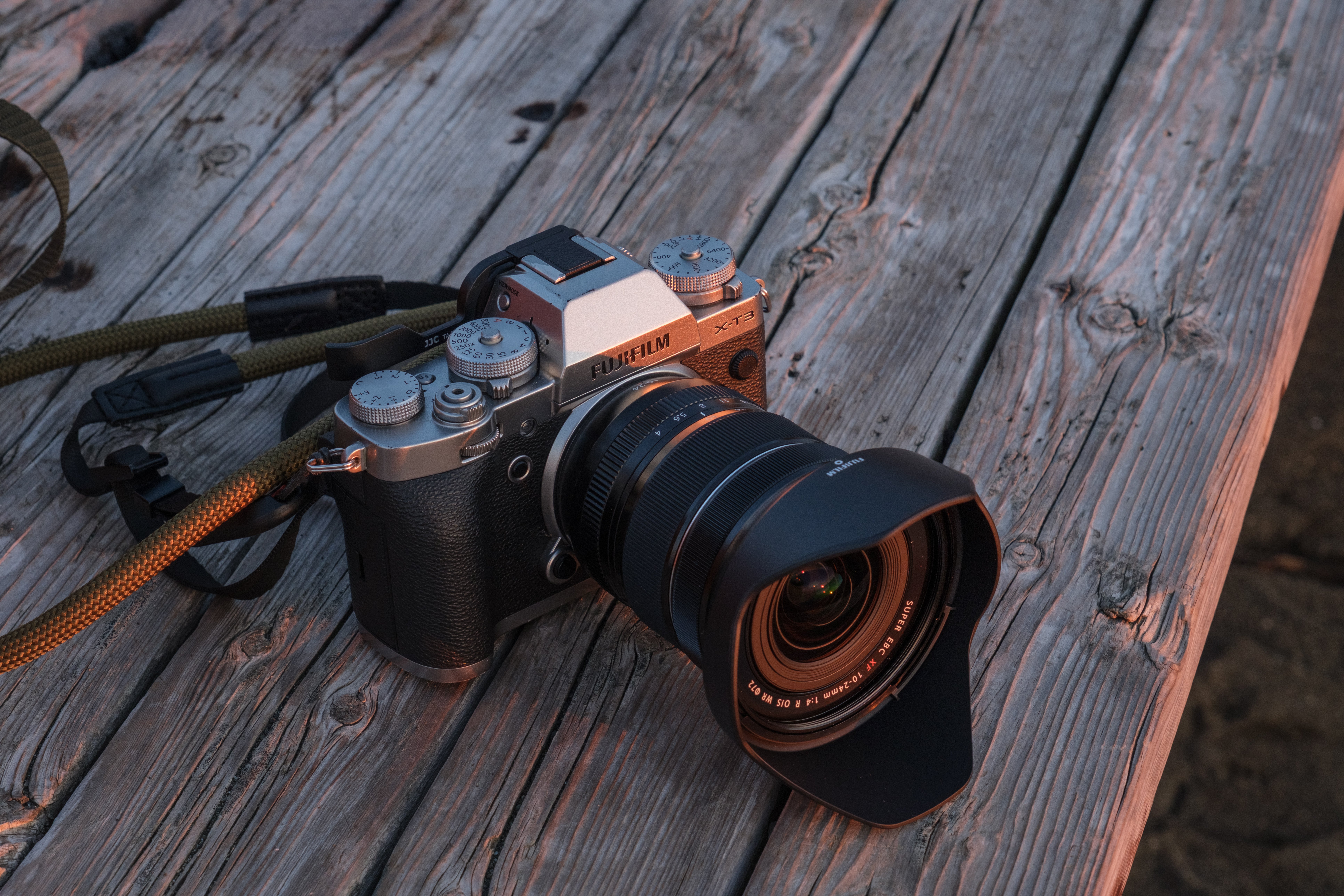 24mmレンズ搭載カメラ 私が2025年に風景写真にXF10-24mmf4roiswrを使う理由｜TADACAN photo