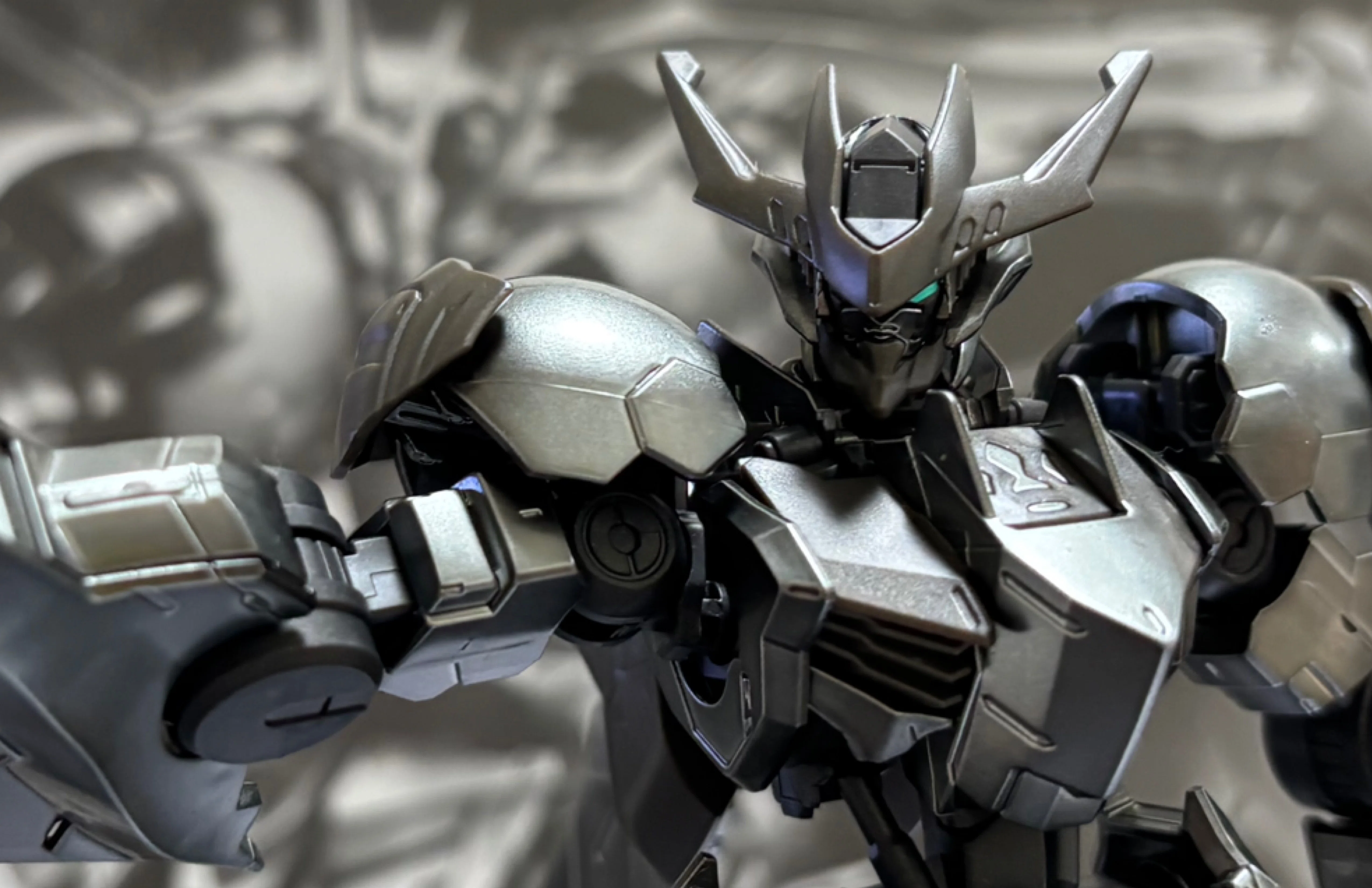 模活】ガンダム バルバトス ルプス レクス（HG/アイアンブラッド