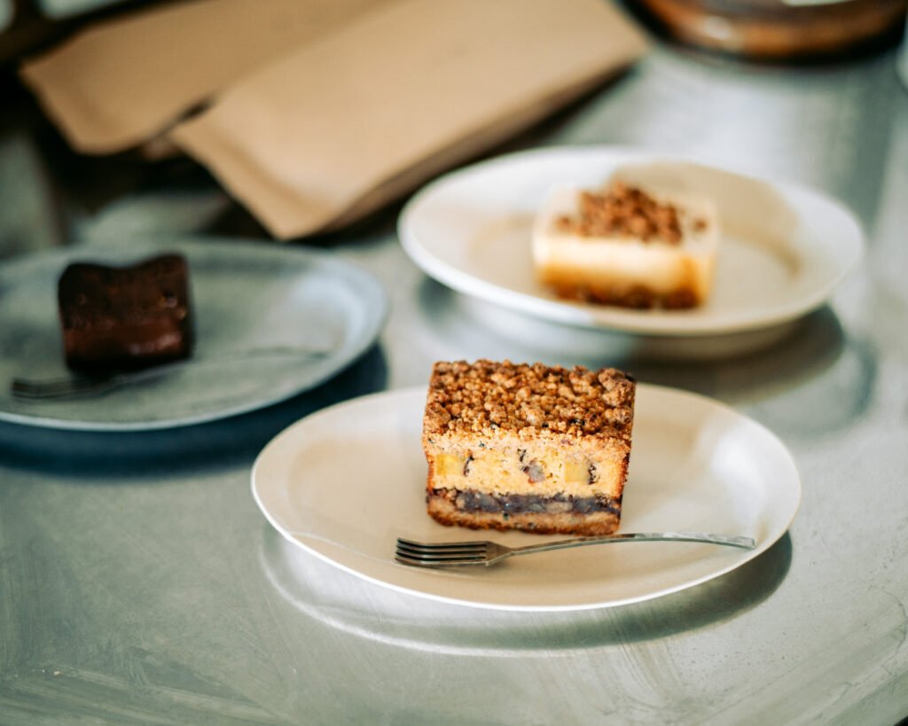 まるで彫刻のようなアートな吉田次朗さんのうつわ｜ちょこっと暮らし