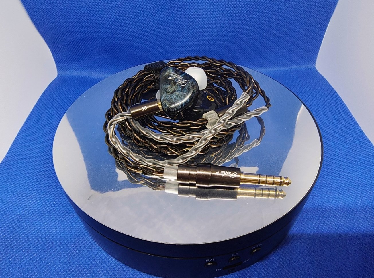 【美品】PULA 杢Unicrom イヤホン 3.5mm/4.4mm PULA 杢 (Unicrom) レビュー：明るくエネルギッシュな1DD