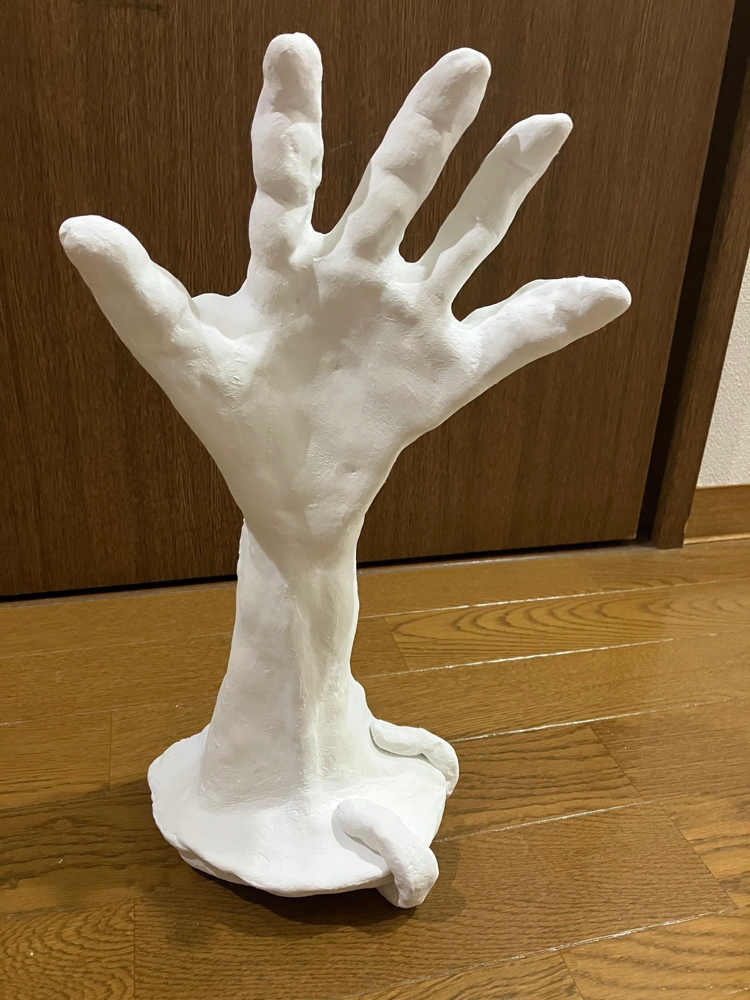 突然の紙粘土による造形3 -手を作る。そして伝説へ-｜fujekko