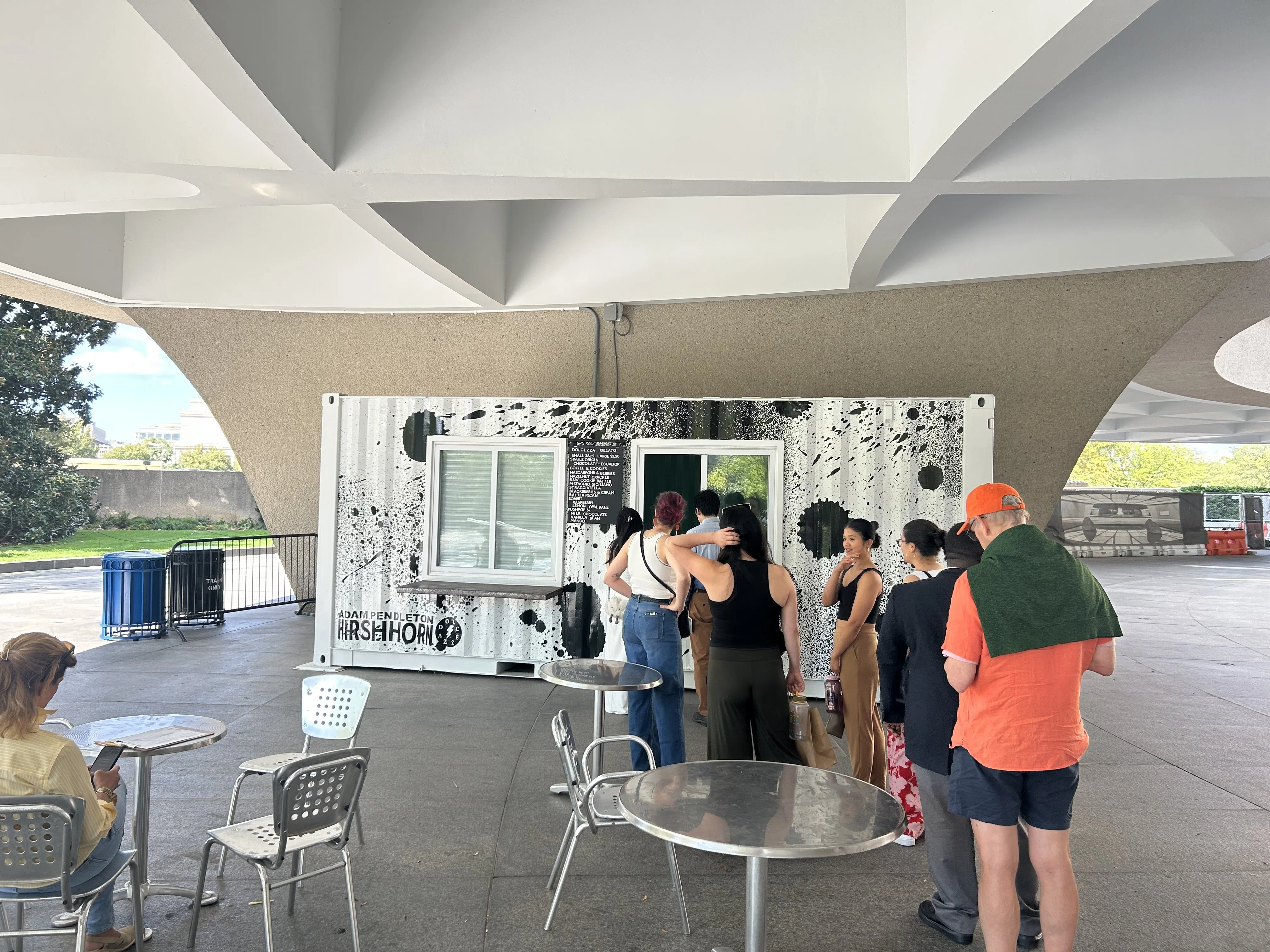 ワシントンD.C.観光案内（Hirshhorn Museum）｜栗田さん
