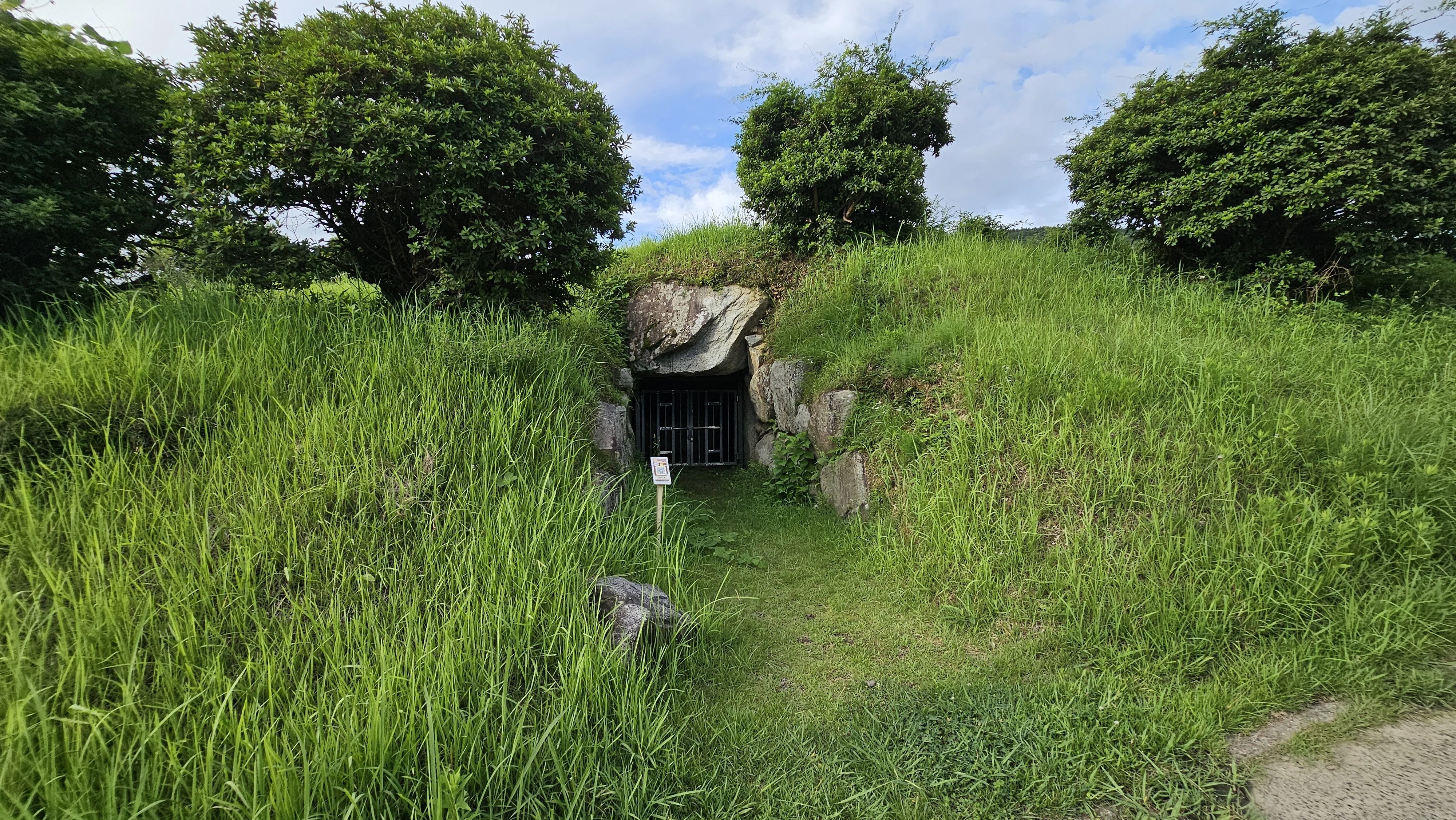 史跡散歩｜都塚古墳｜奈良・飛鳥｜蘇我稲目のお墓？｜古墳を歩く⑥｜xicano