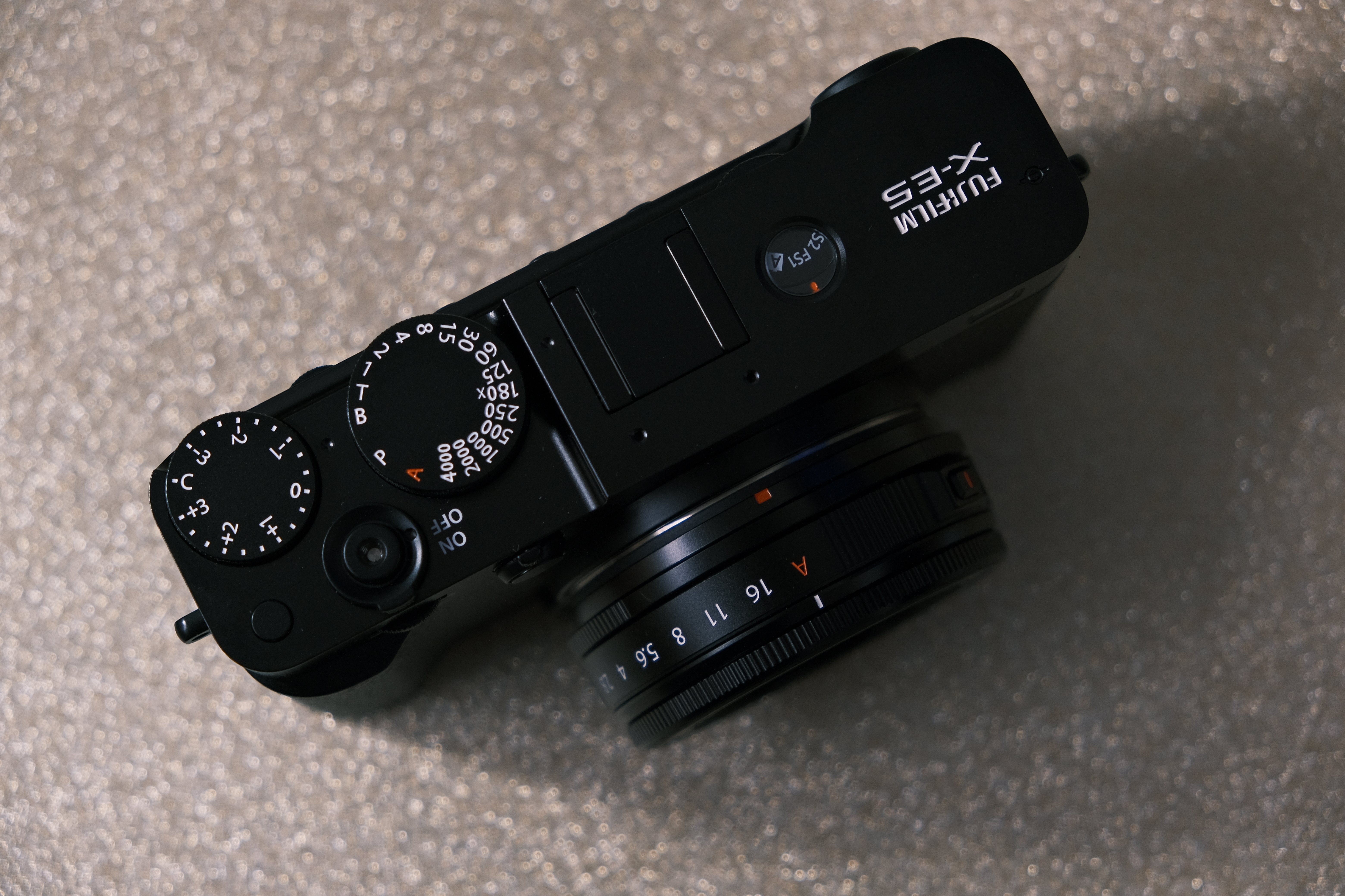 X-E5 XF23mmレンズキット 新品未開封品 ブラック X-E5+XF23mmレンズキット ブラック 未開封 フジフイルム X-E5