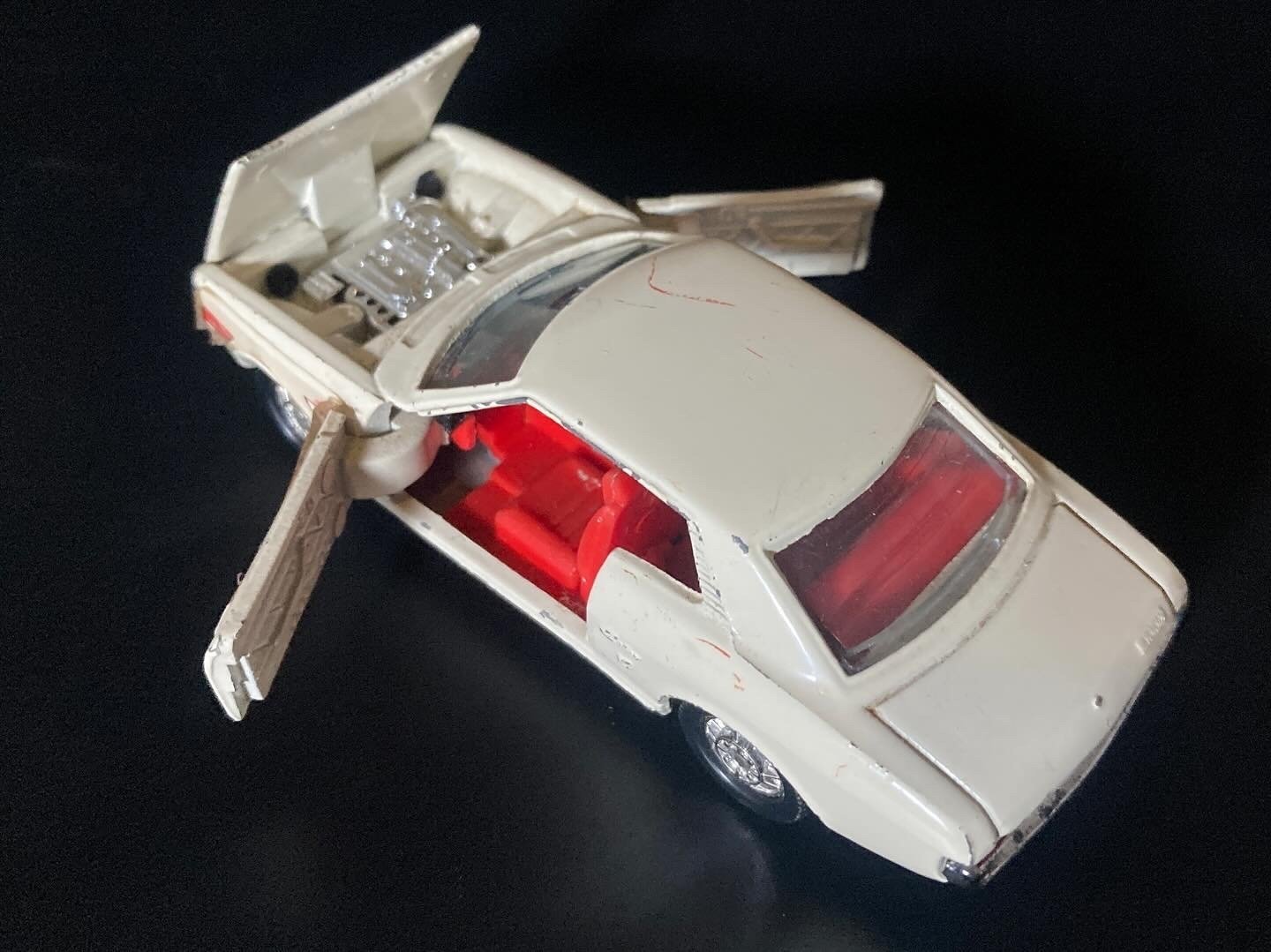 トミカ ダンディ No.3 セリカ1600GT｜少年時代のワクワクが甦る