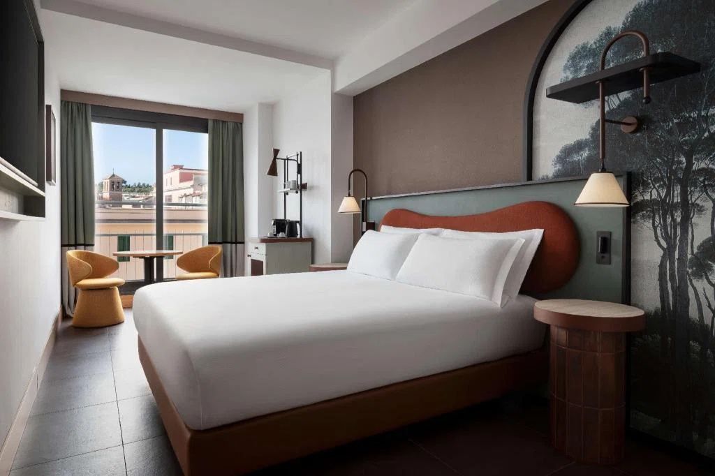 The Spring House Hotel Rome Vatican, Tapestry Collection by Hiltonホテル情報 ...