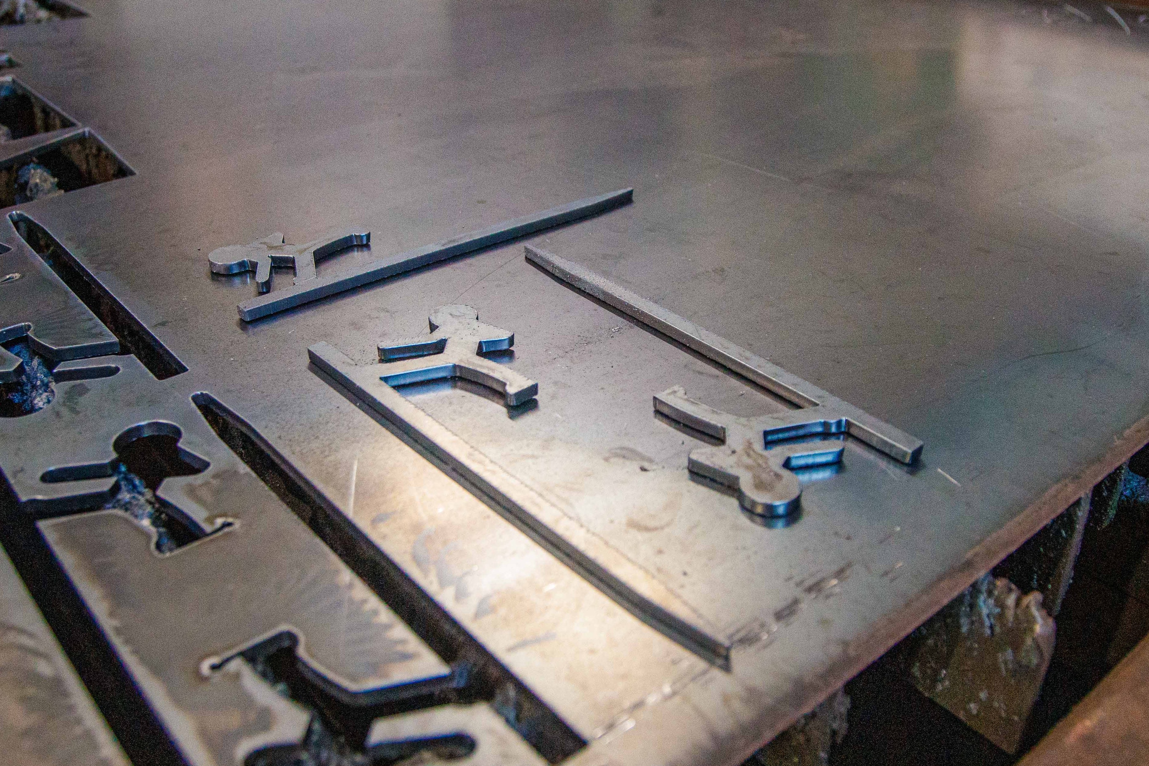 尼崎の町工場から“愛でるプロダクト”を」HIBANASが灯す、日常で愛さ