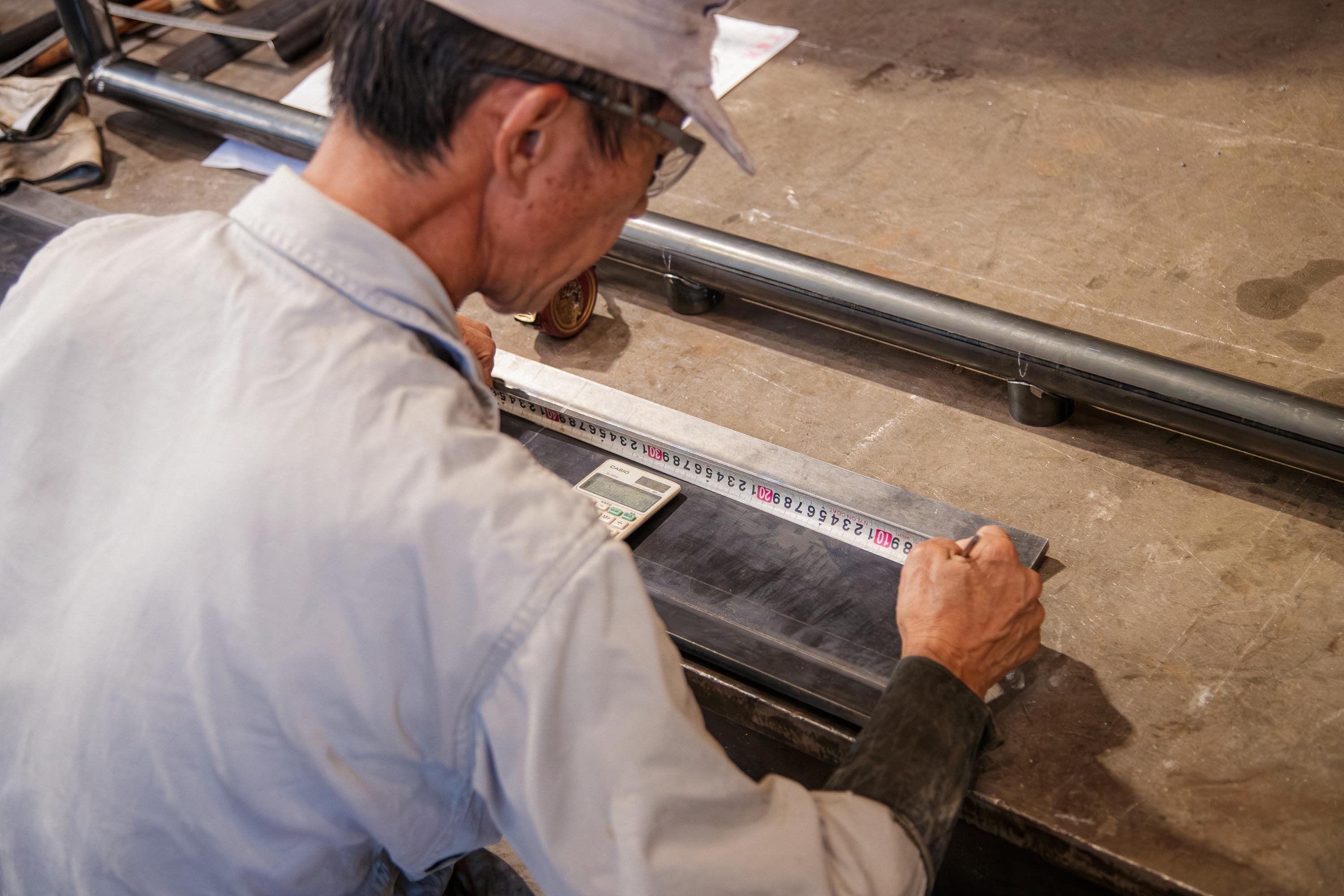 尼崎の町工場から“愛でるプロダクト”を」HIBANASが灯す、日常で愛さ