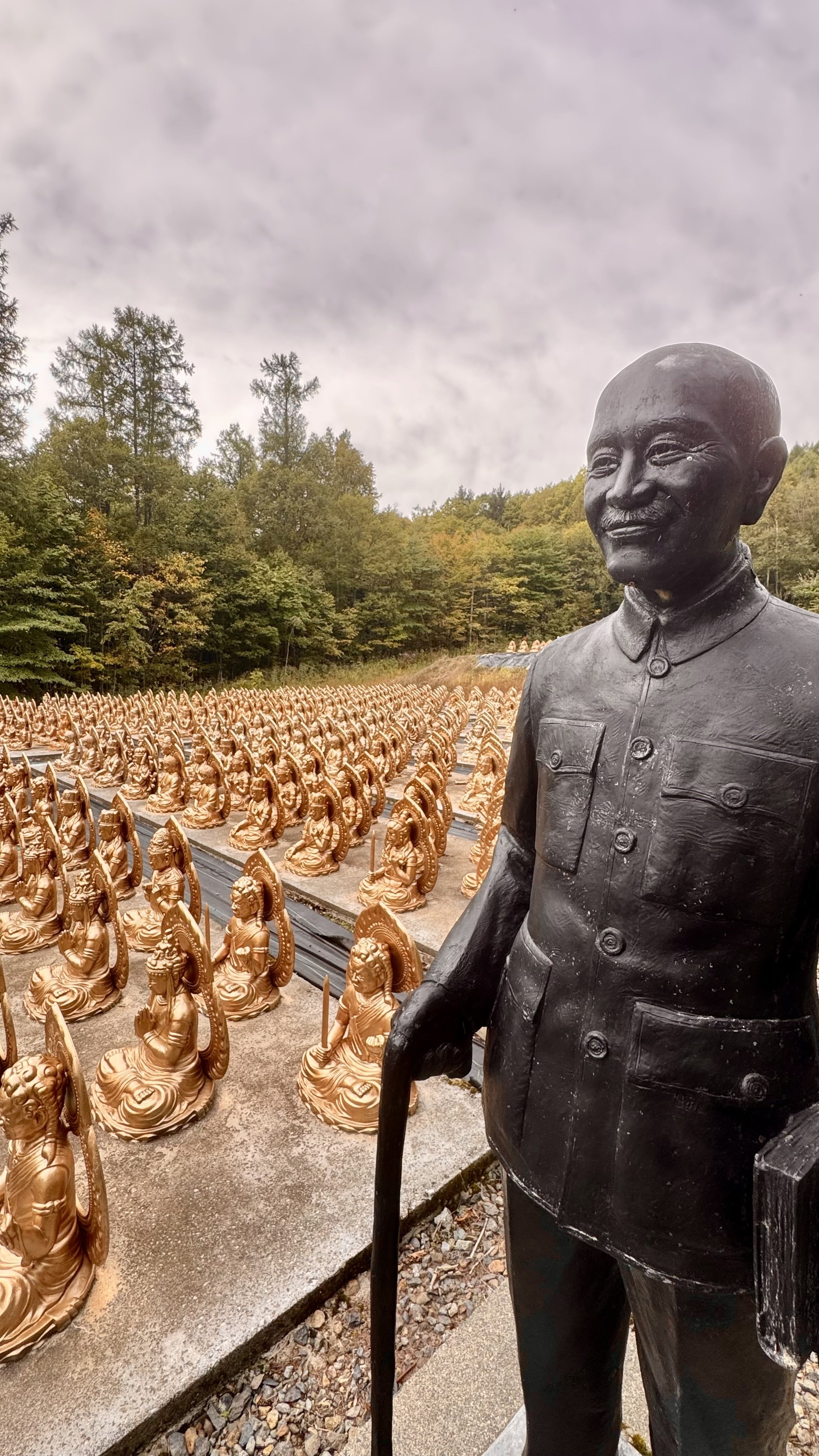 古い置物　幸運が舞い降りるかも 古い置物 幸運が舞い降りるかも