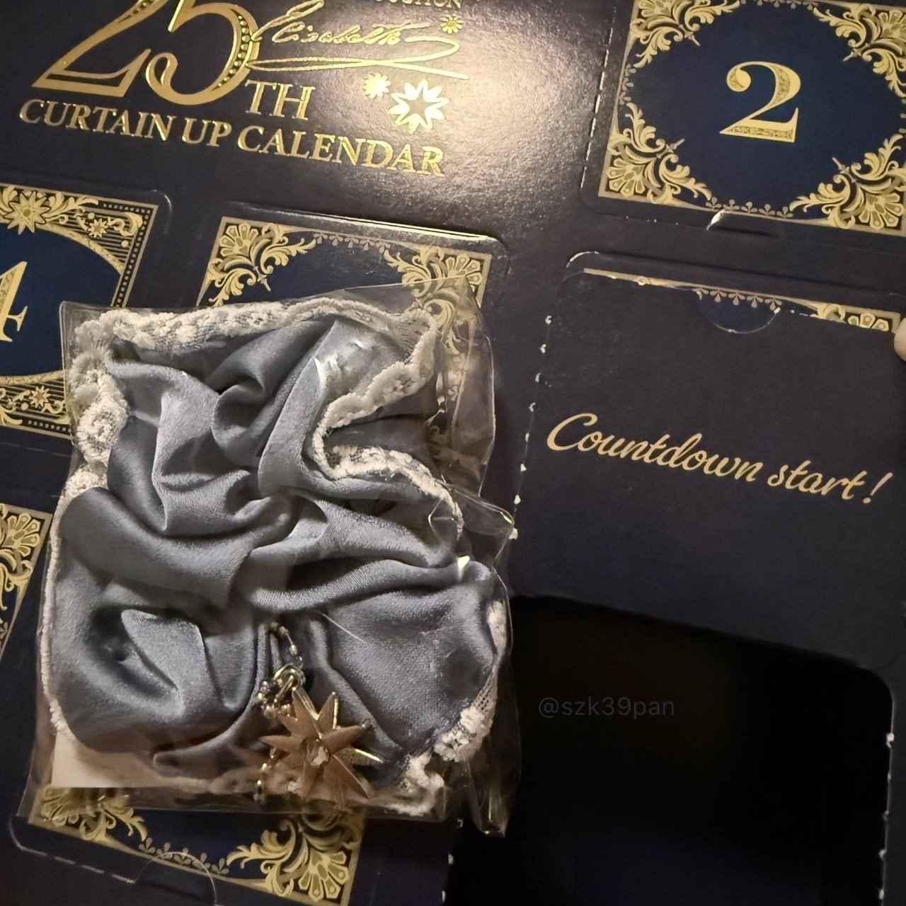 更新中【東宝版エリザ25th】記念カーテンアップカレンダー【開封