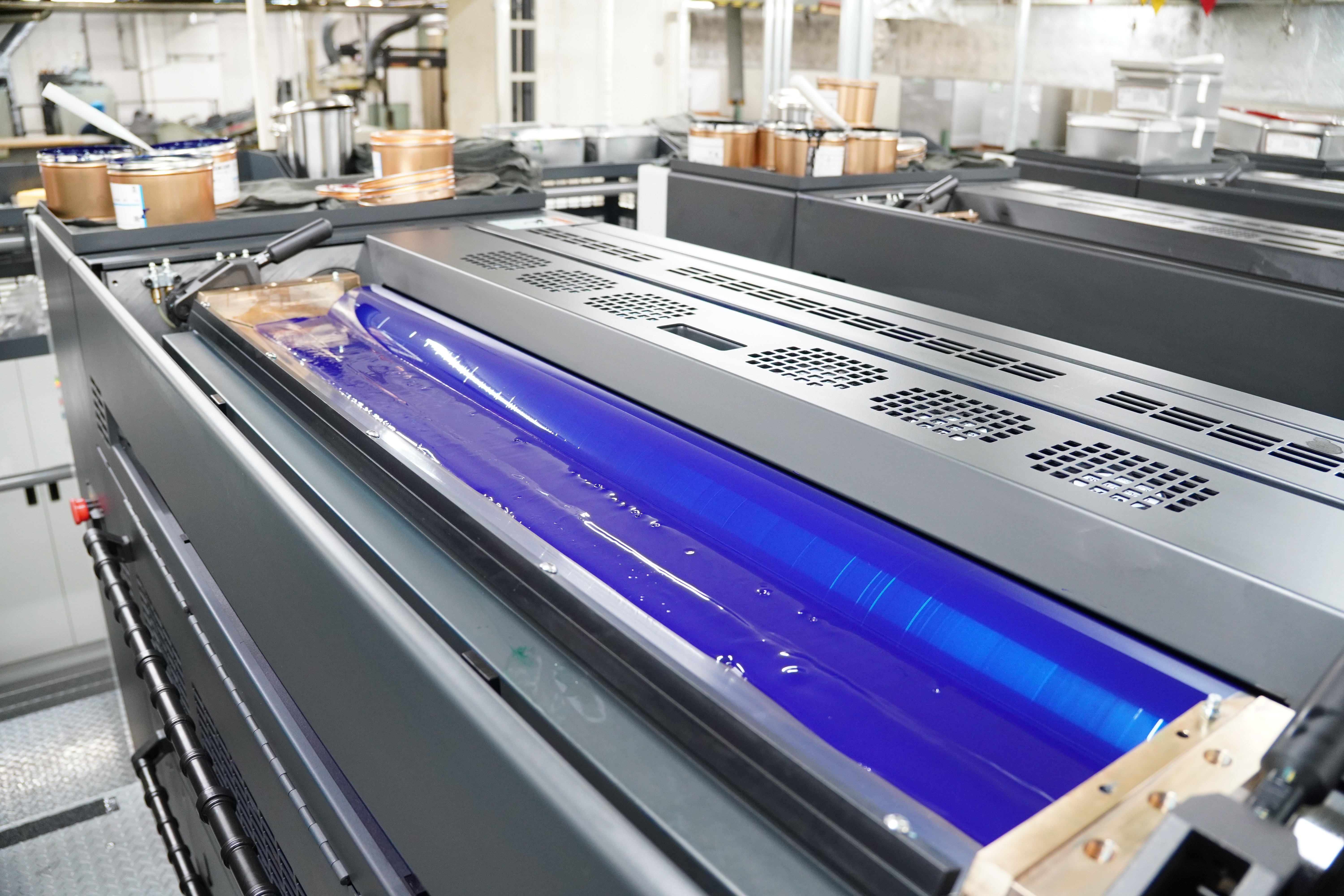 王子パッケージング、新印刷機稼働！｜王子グループ