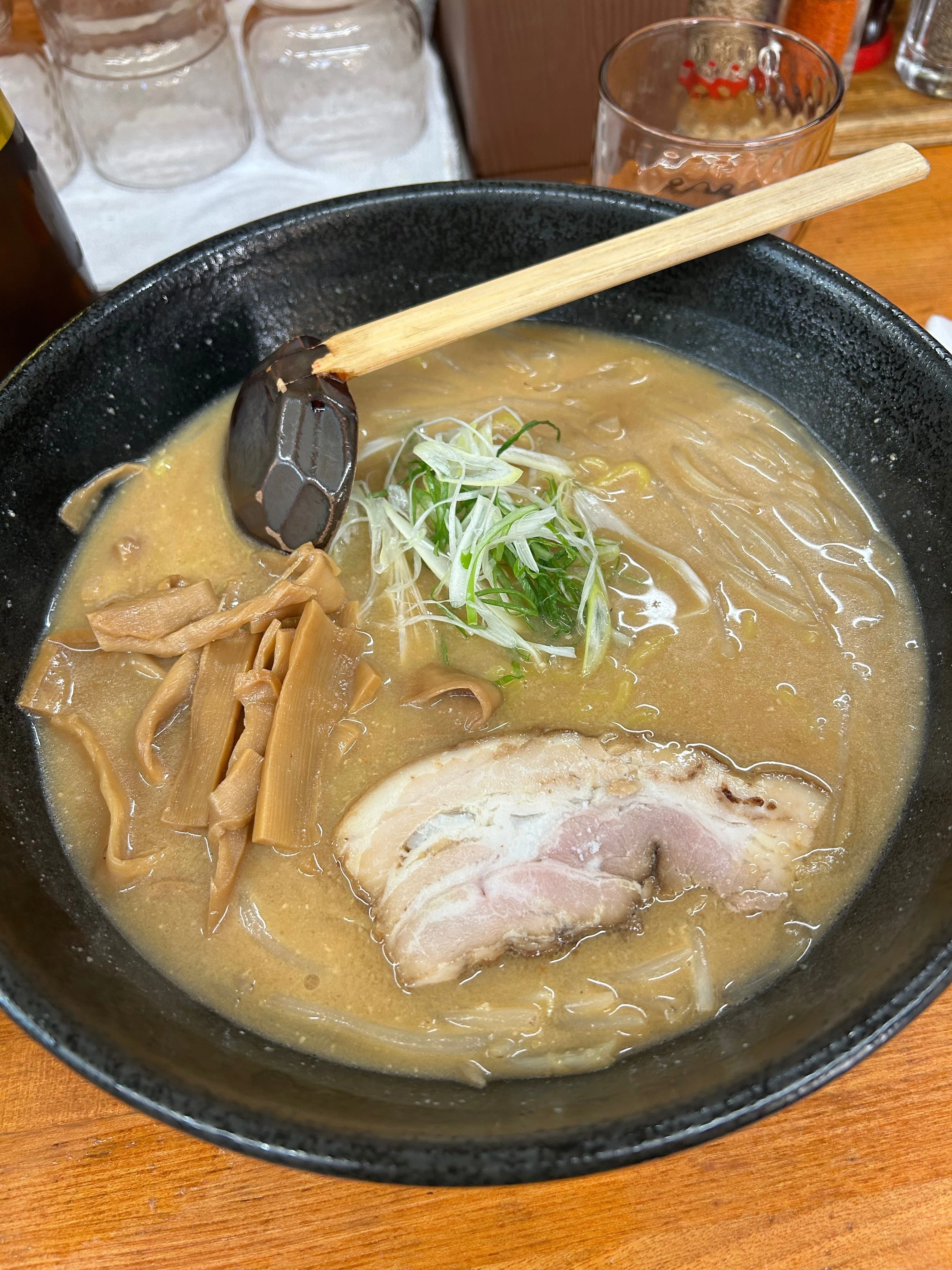 ワイナリー訪問記】 北海道ワイン旅② ドメーヌタカヒコ奮闘記 出版