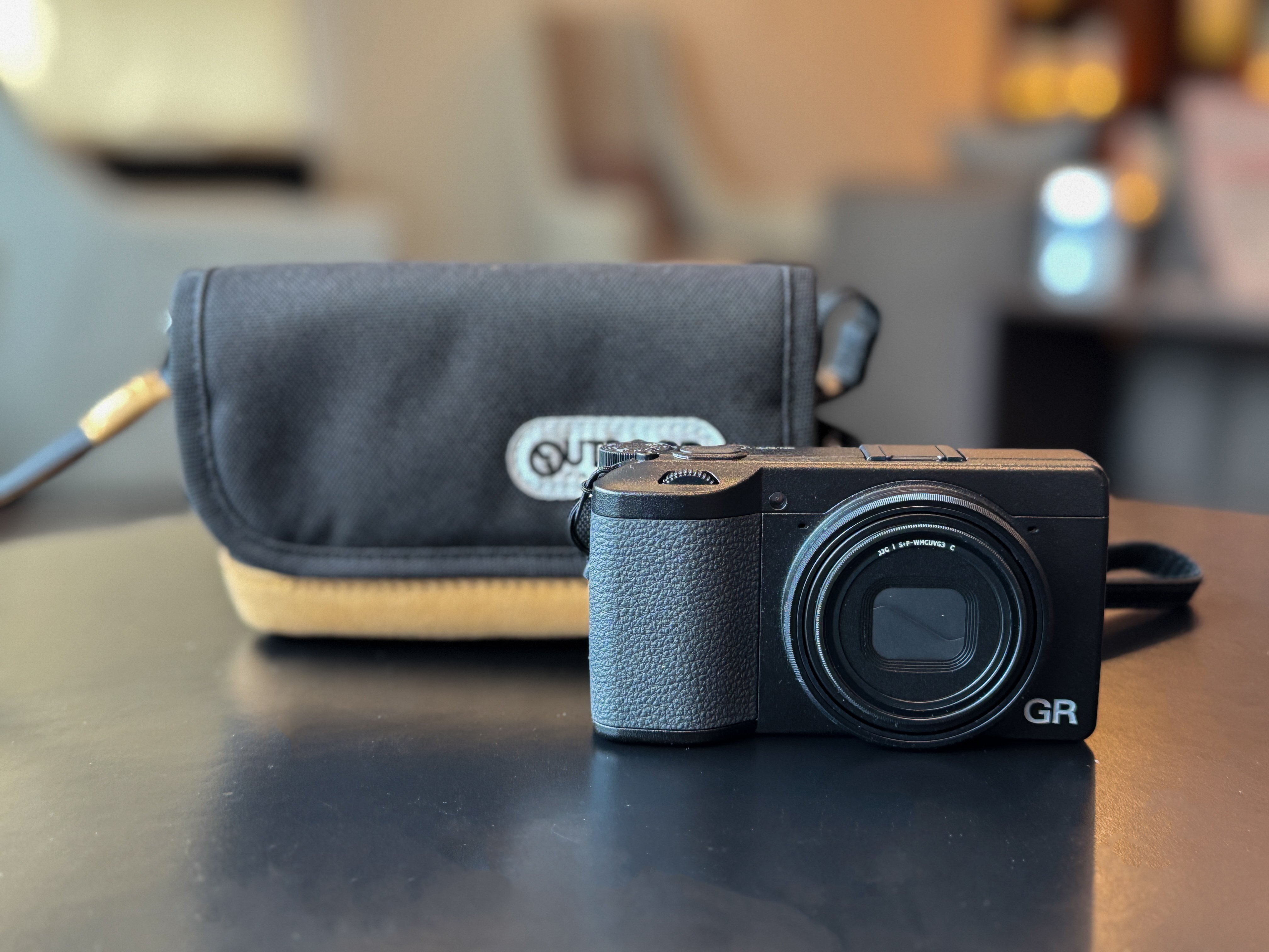 【新品未使用】 RICOH GR IV 限定ポーチ付き GR IVに最適なポーチを見つけました！ハクバ OUTDOOR PRODUCTS カメラ