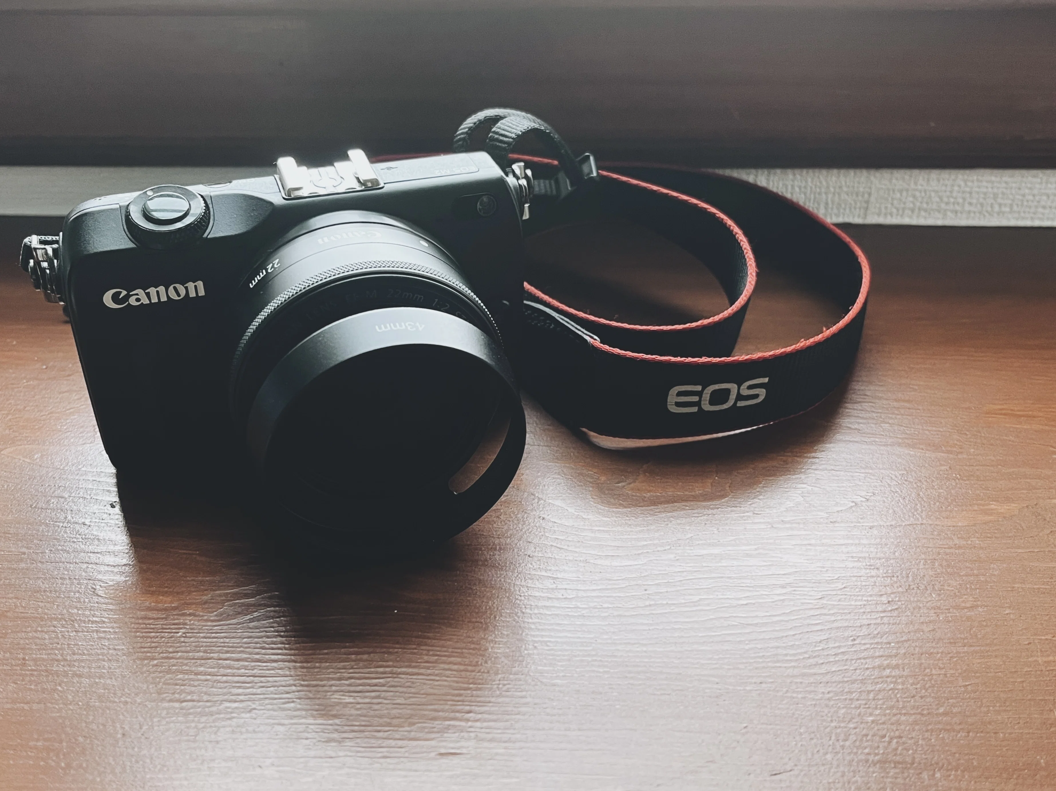 レビュー】気軽に最高の旅をCanon EOS M2｜Kai