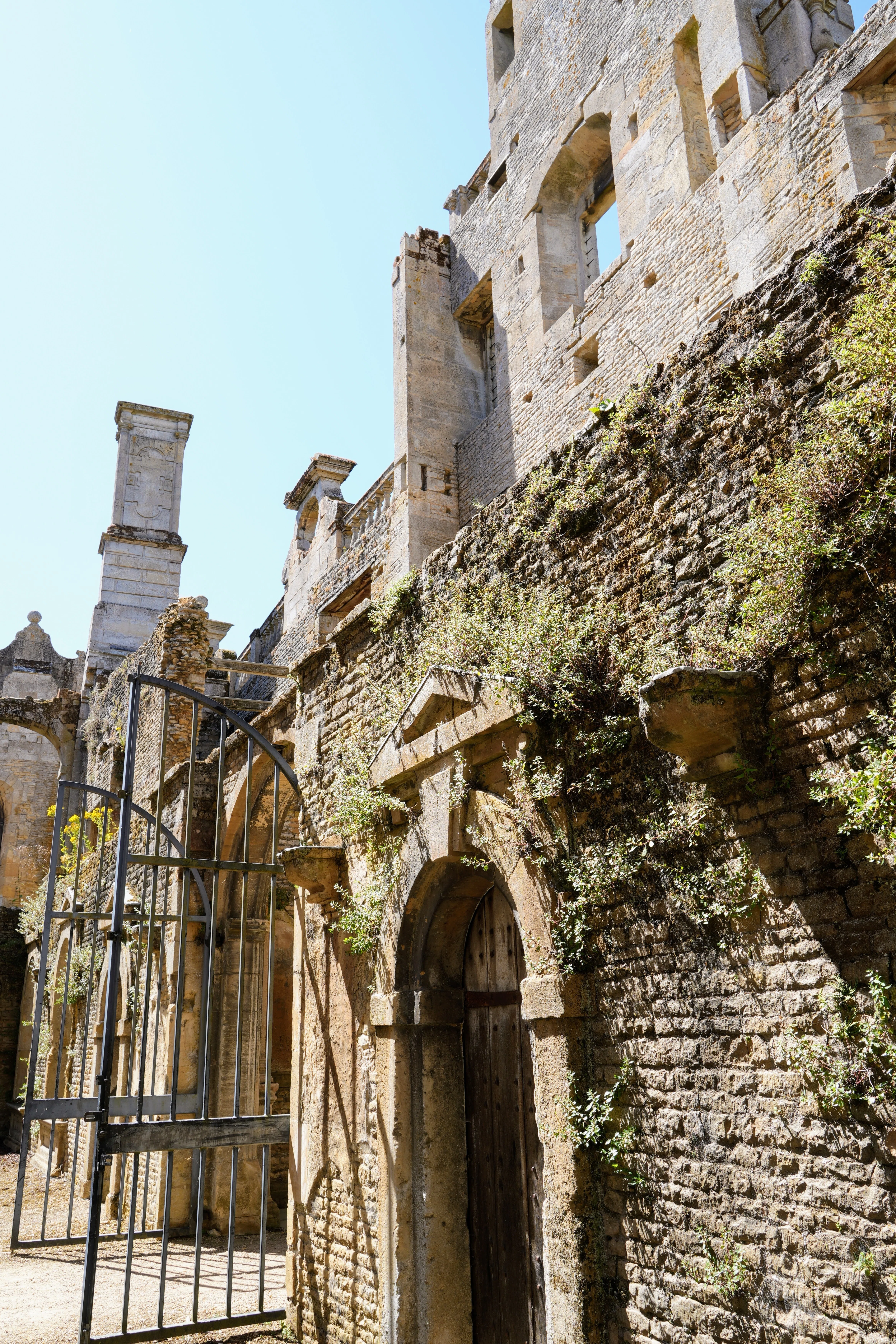 イギリス】 孔雀が住む Kirby Hall - English Heritage｜f00b4r