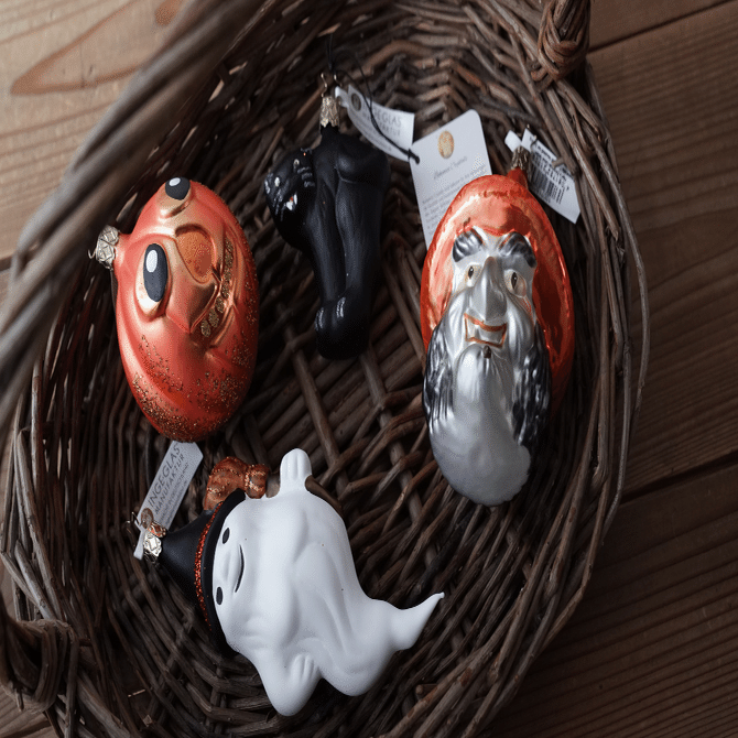 美品レア　ハロウィン ガラスオーナメント　36セット　ジョンデリアン好きにも 手のひらサイズの魔法。ドイツ生まれのガラスオーナメントで、秋の空間