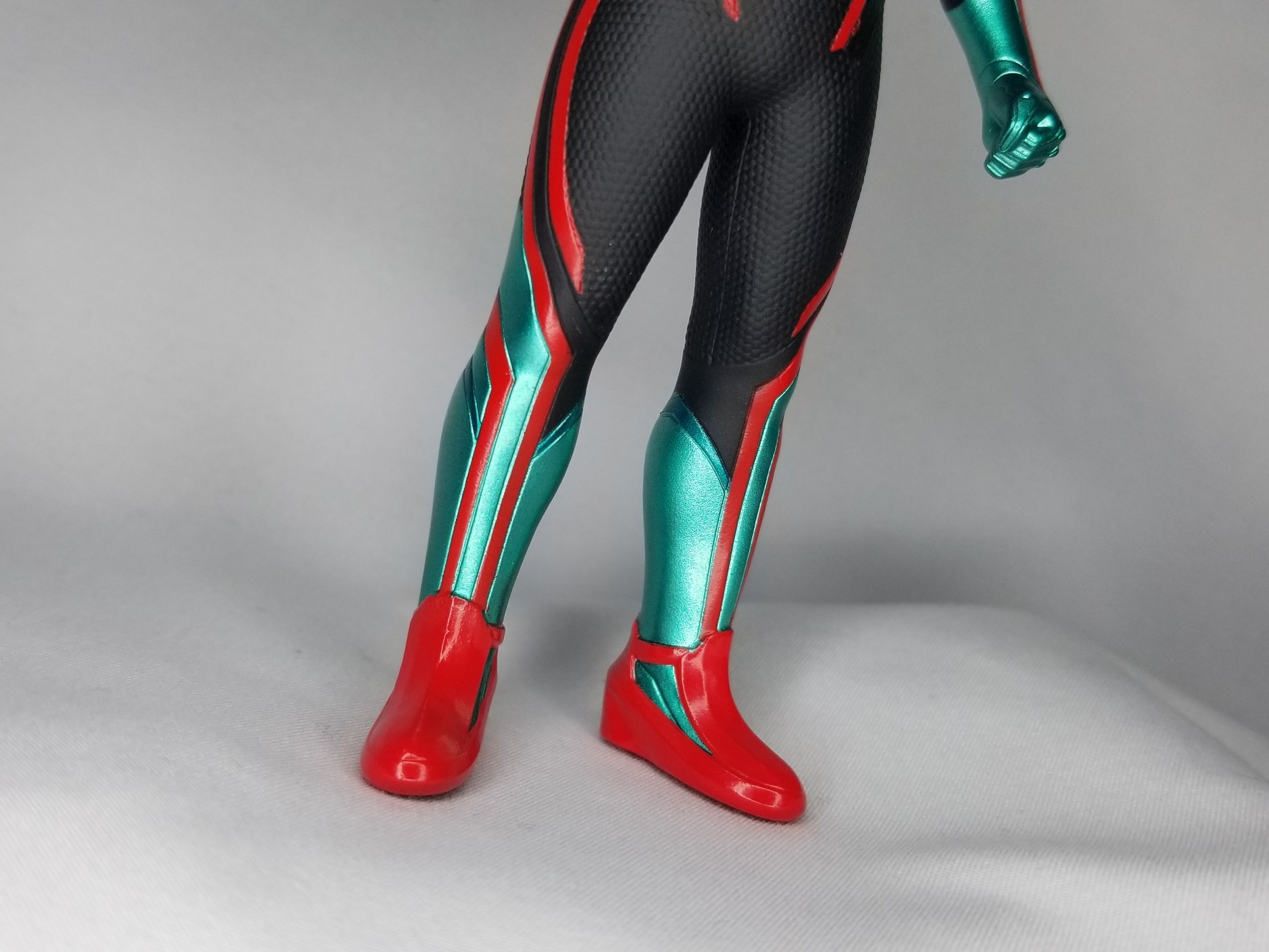 圧倒的情報密度！ 仮面ライダーストア限定ソフビ『ゼッツ フィジカム