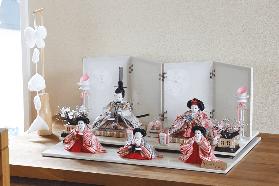 コンパクトで、かわいくて、大事な伝統─リロの会議室 池袋で「ひとと