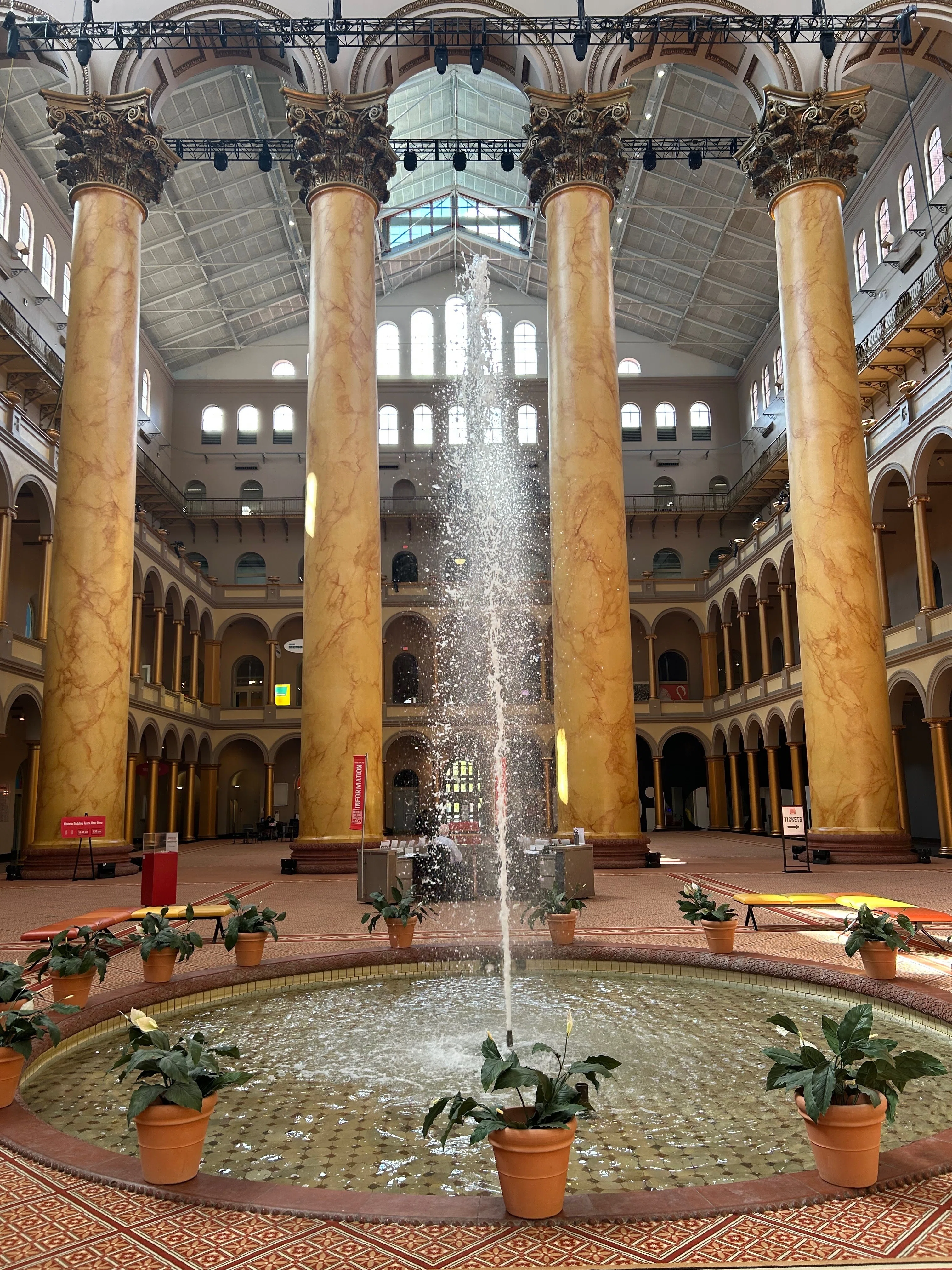 ワシントンD.C.観光案内（National Building Museum）｜栗田さん