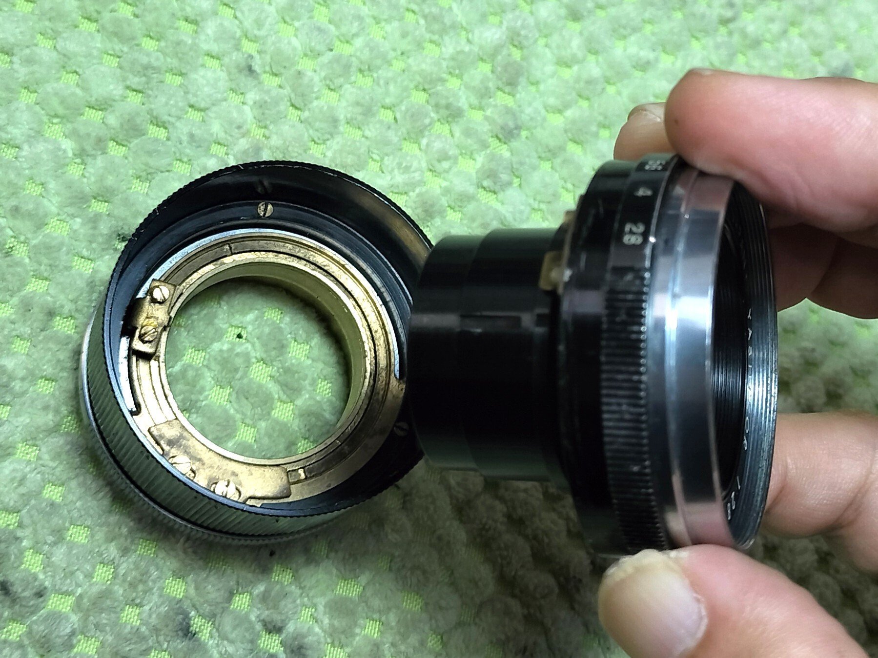 Yashica Yashikor 5cm F/2.8 L39の分解｜フィルムカメラ修理のアクアカメラ