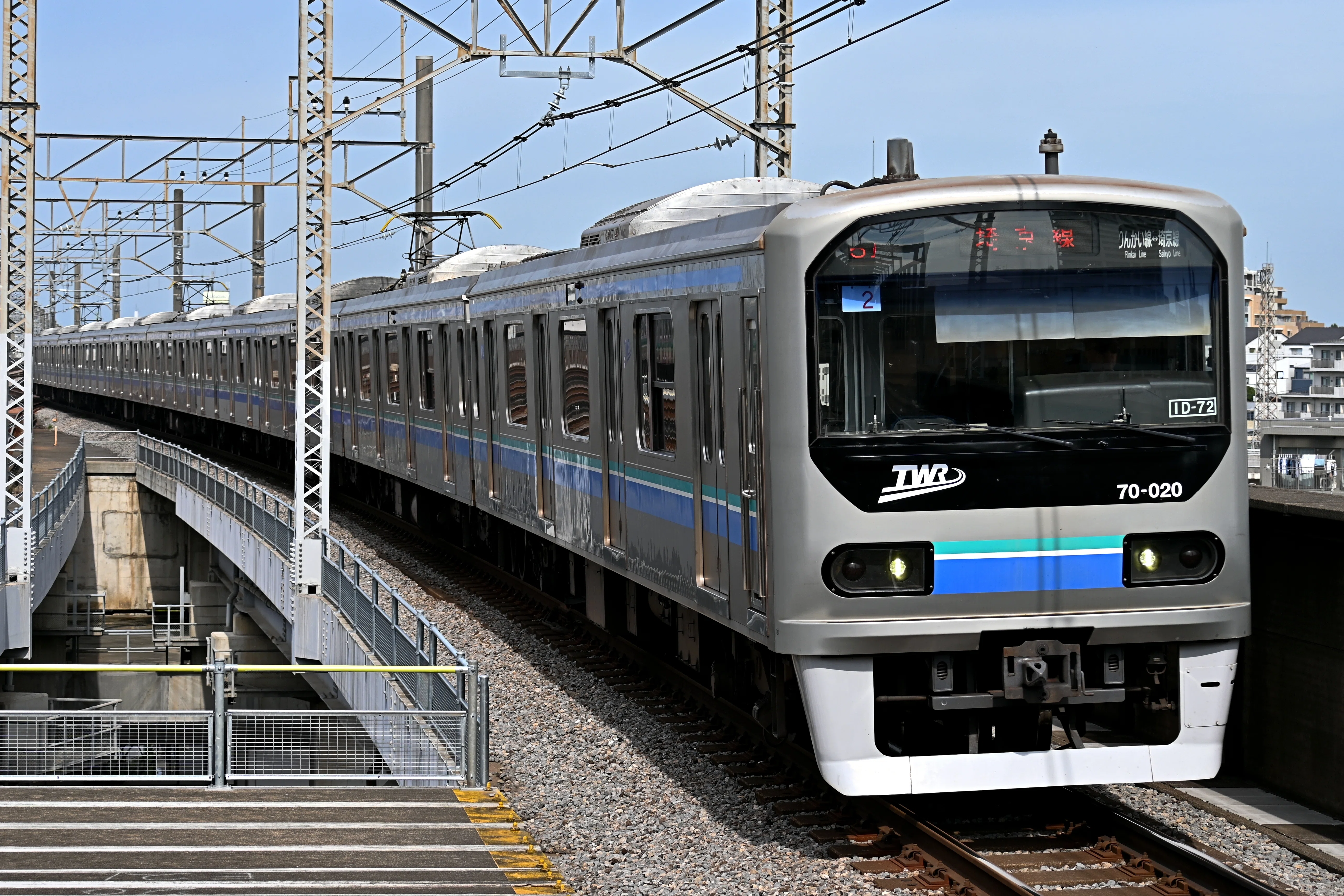 りんかい線に待望の新車！71-000形乗車レポート！｜隣の芝生は隣の芝生