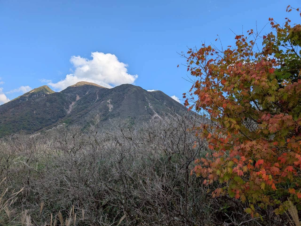 R7．9/30 涌蓋山 10/1 三俣山登山 ②