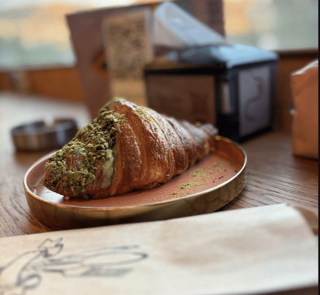 ピスタチオクロワッサン