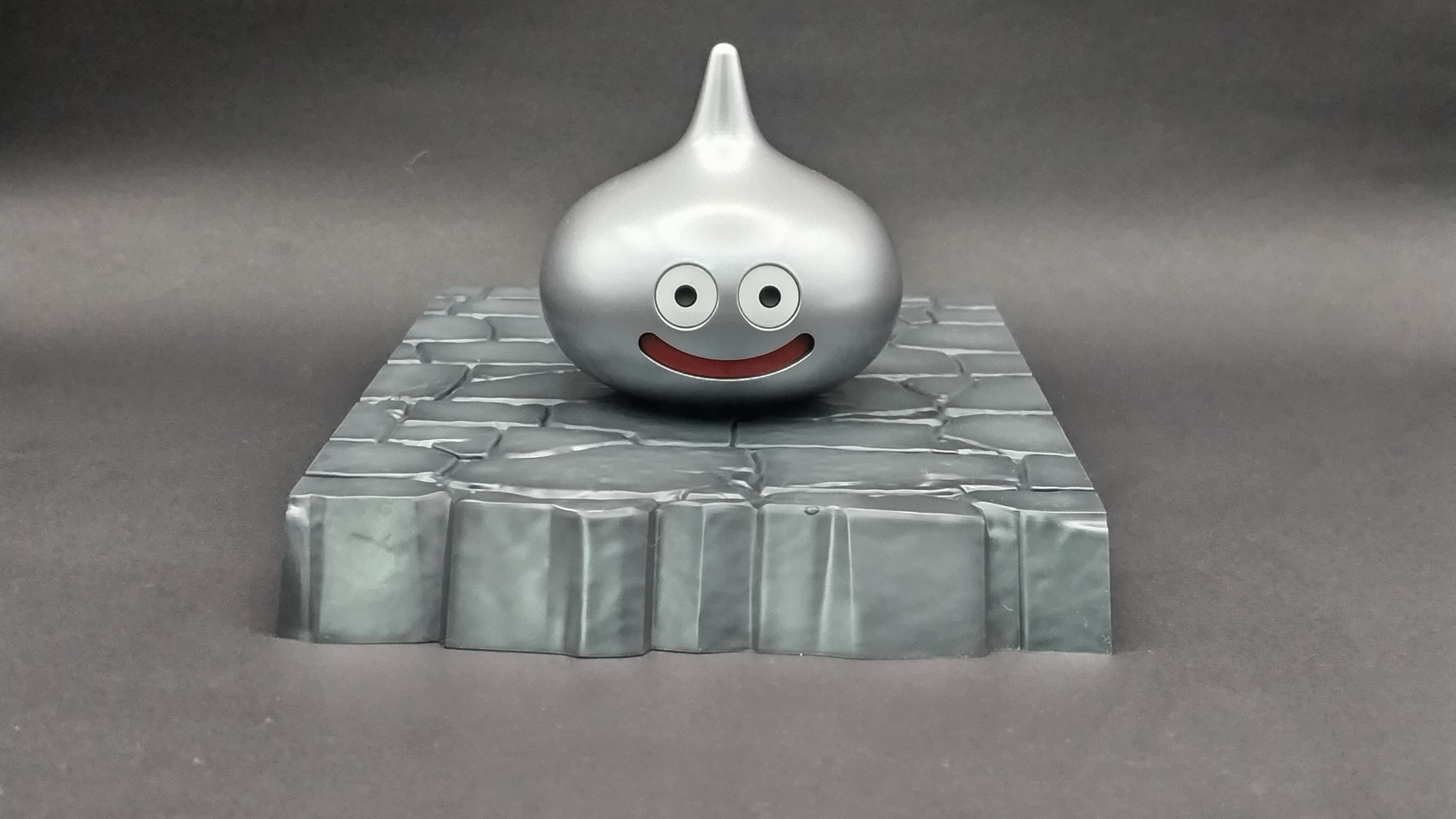 メタルスライムがあらわれた！｜そやま