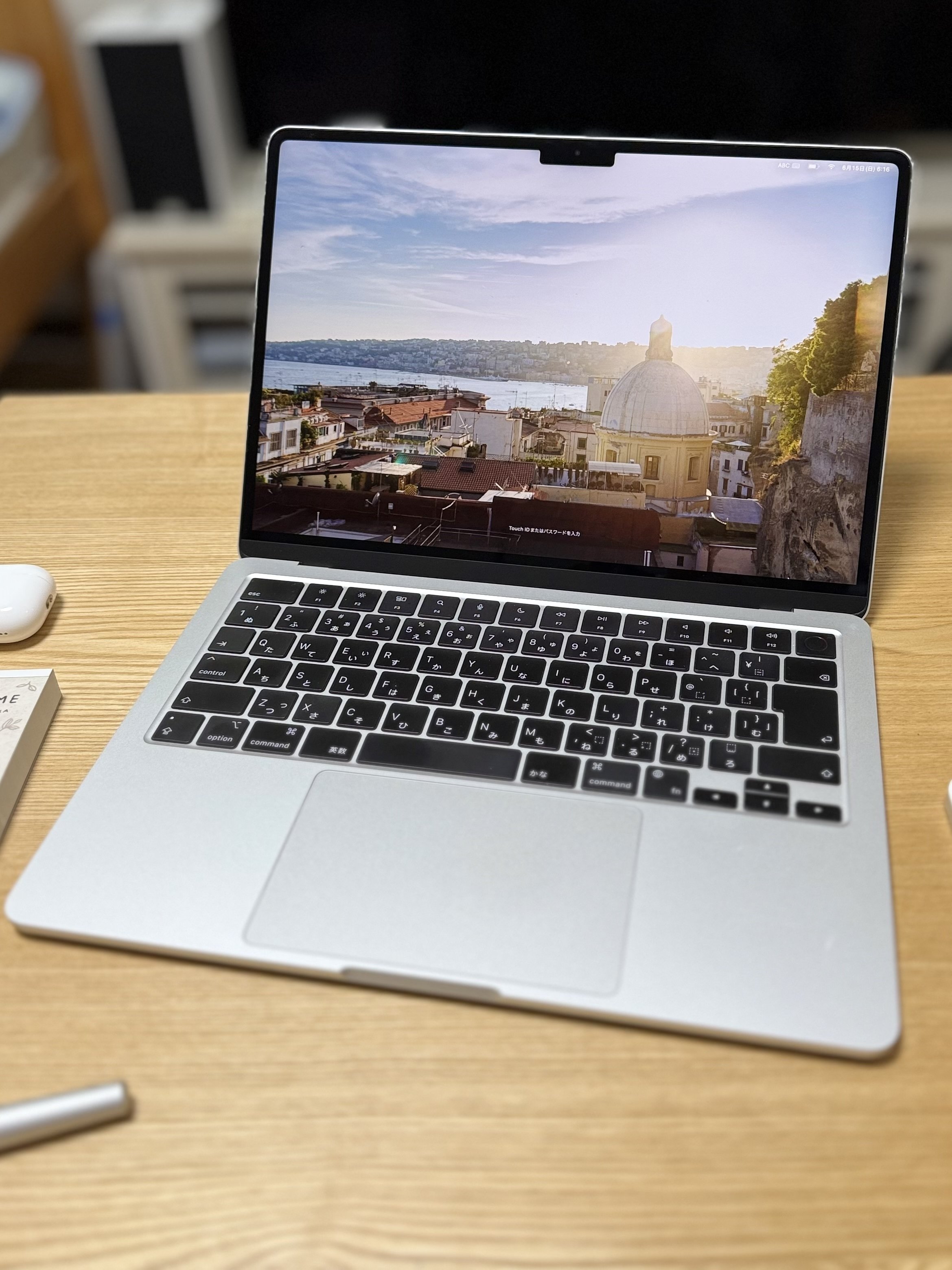 Macbook Air M2 8GBメモリ MacBook Air 13インチ Apple M2チップ搭載モデル [2022年モデル /SSD