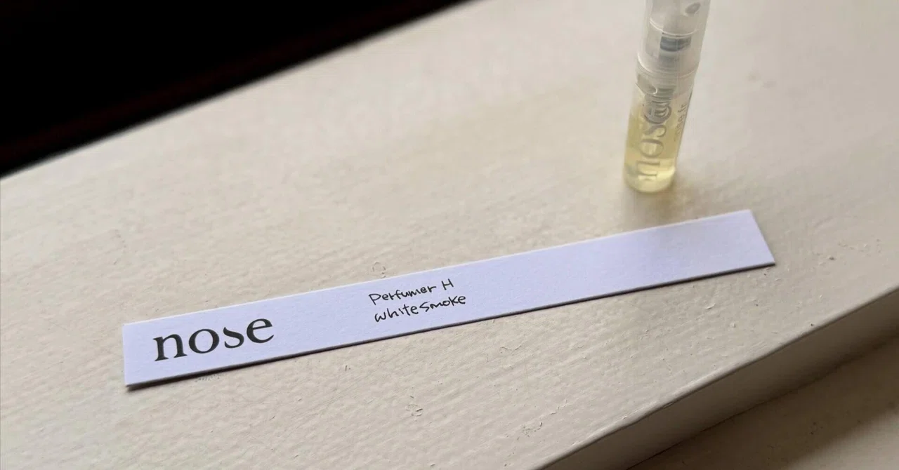 Perfumer H | White Smoke。森からの白い狼煙｜kaz-san