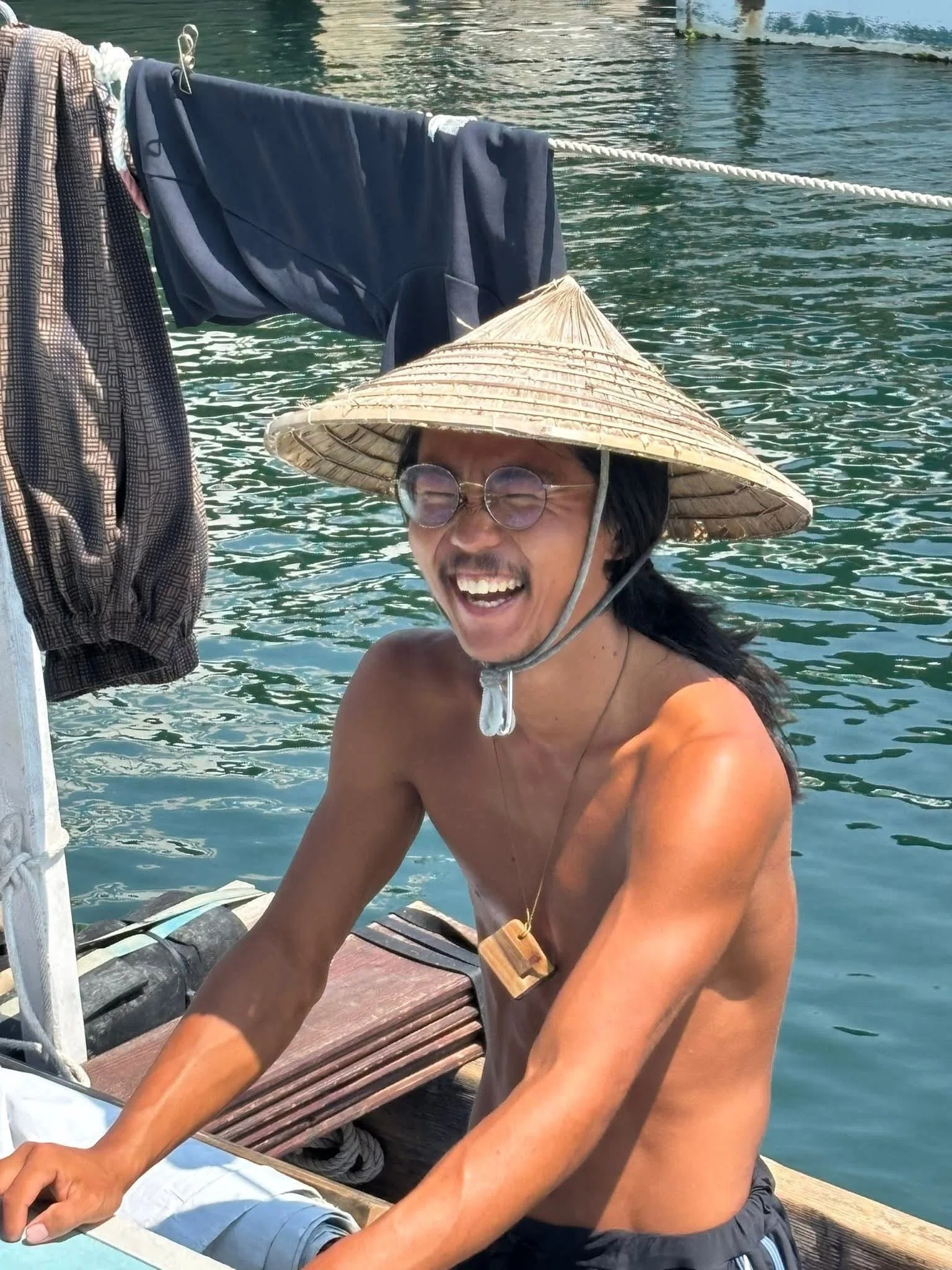 🌊たいがさんがやってきた！〜丸木舟で海を渡ったメガネの青年の凱旋