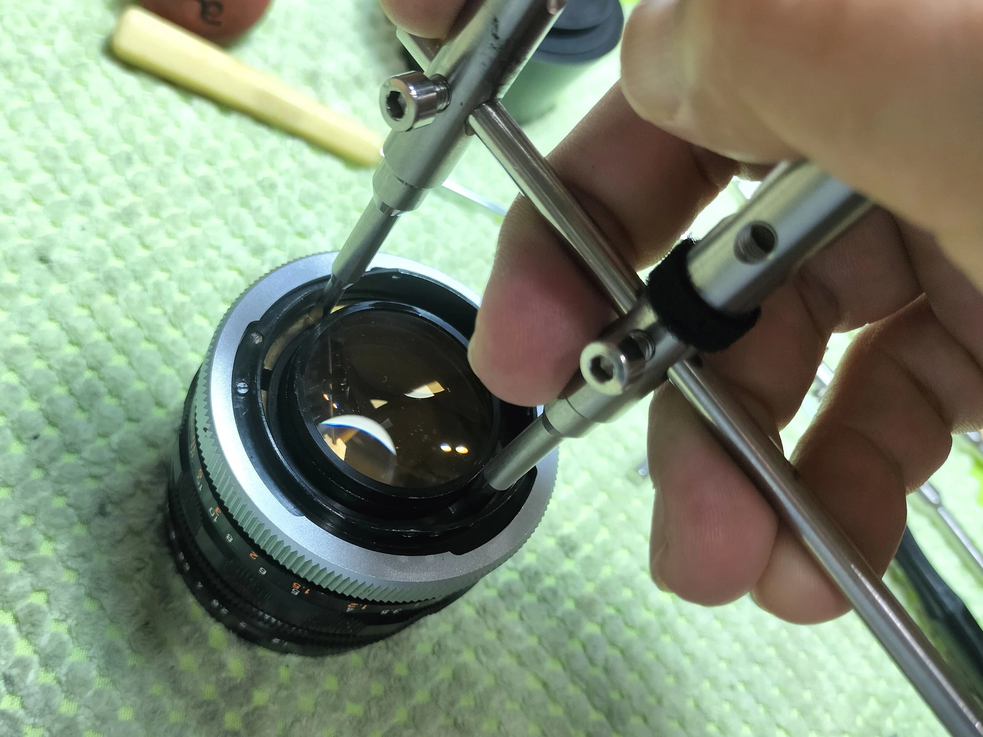 Canon Super Canomatic Lens R 58mm F/1.2の分解｜フィルムカメラ修理