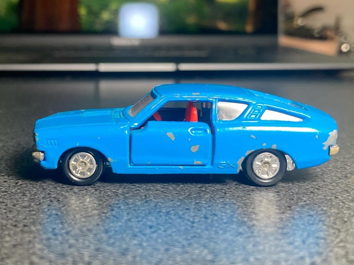 昭和トミカの記憶】No.8 ニッサン サニー エクセレント1400GX