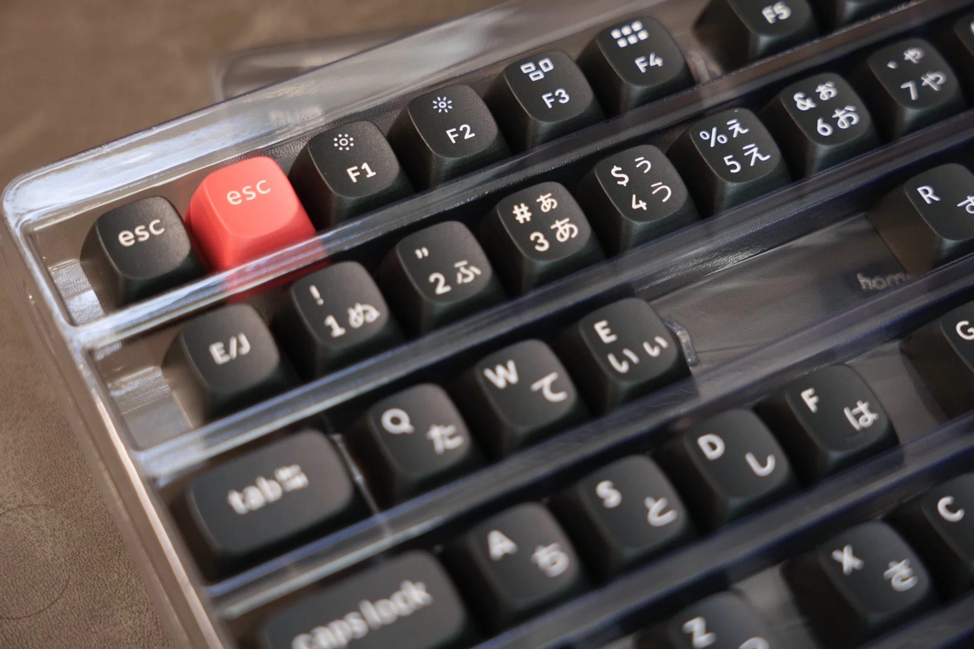 K8 ProのキーキャップをDoubleshot PBT OSAプロファイルに交換した（ら