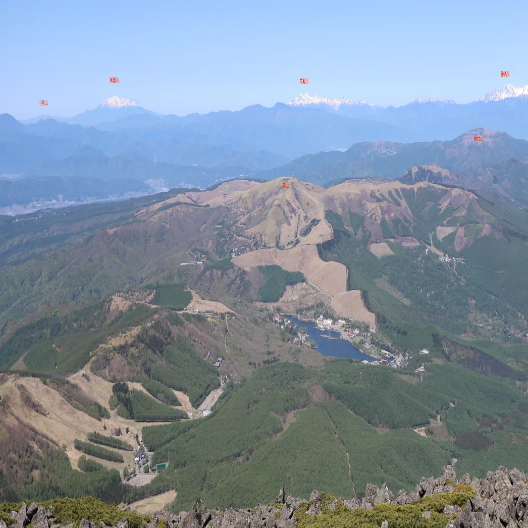 カット127．蓼科山からの躍動的な山座同定｜sasayan