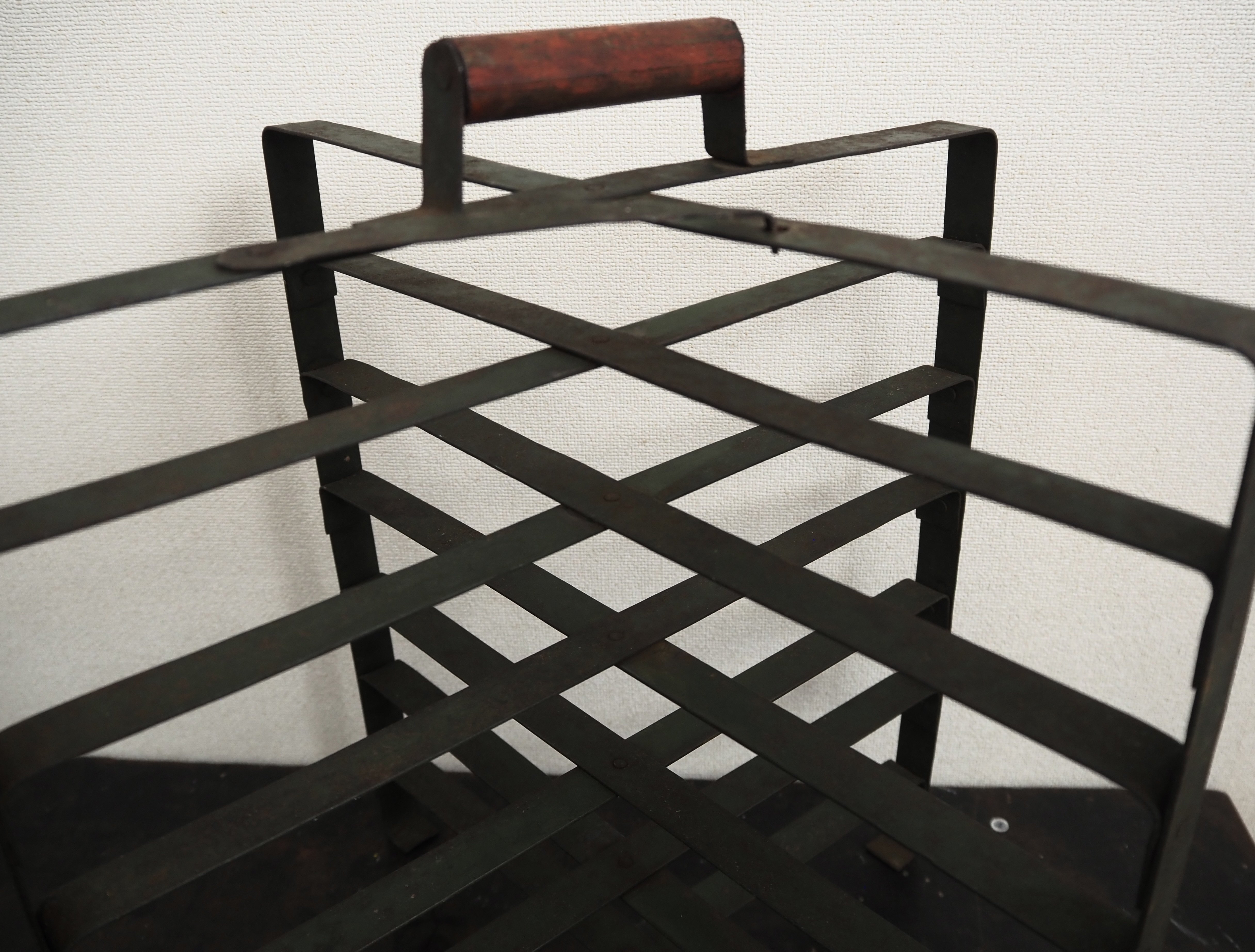 アイアンのパイラック Euro Antiques Foldable Rack Euro Antiques Foldable Rack｜takuroh shirafuji
