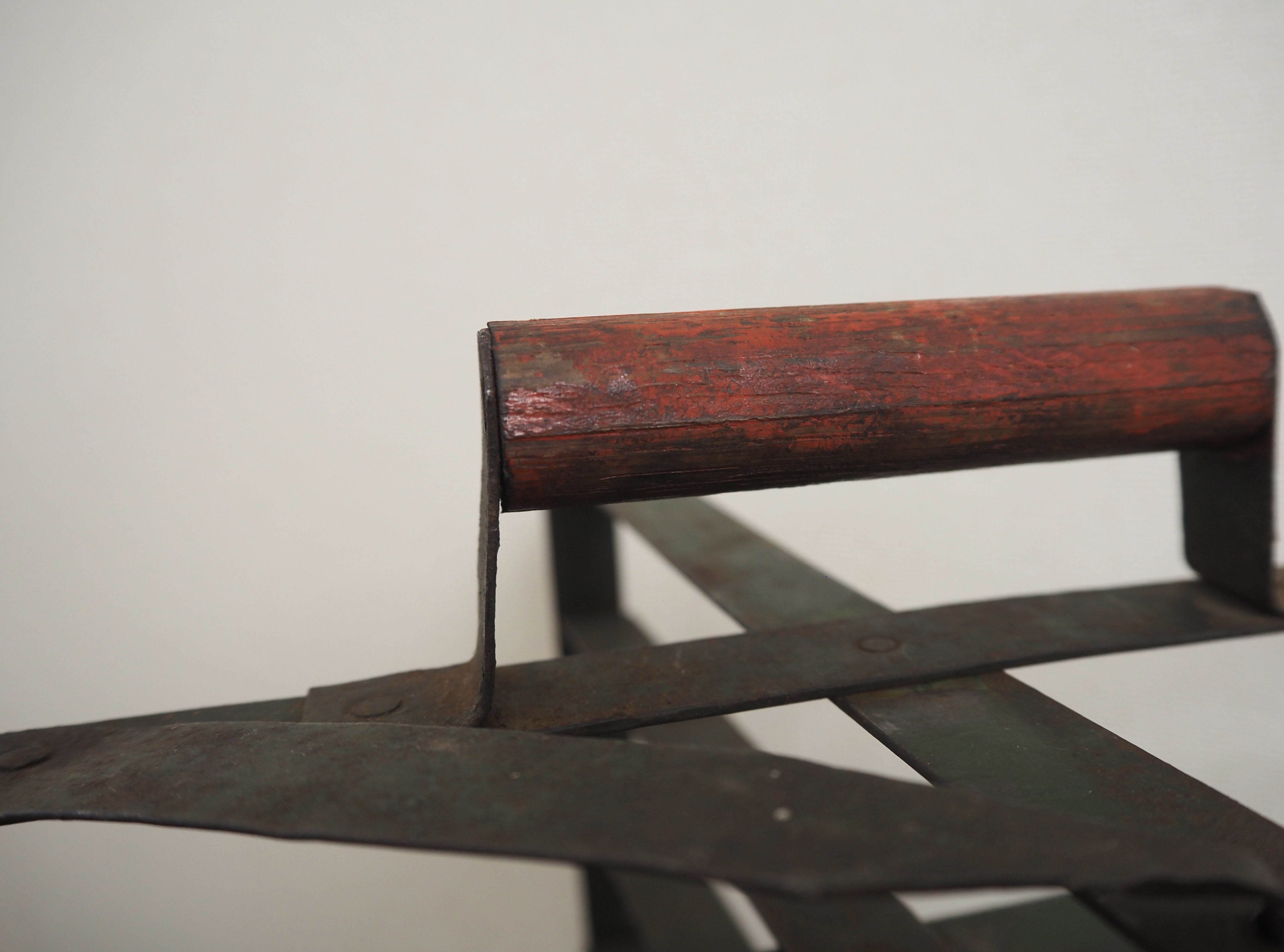 Euro Antiques Foldable Rack｜takuroh shirafuji
