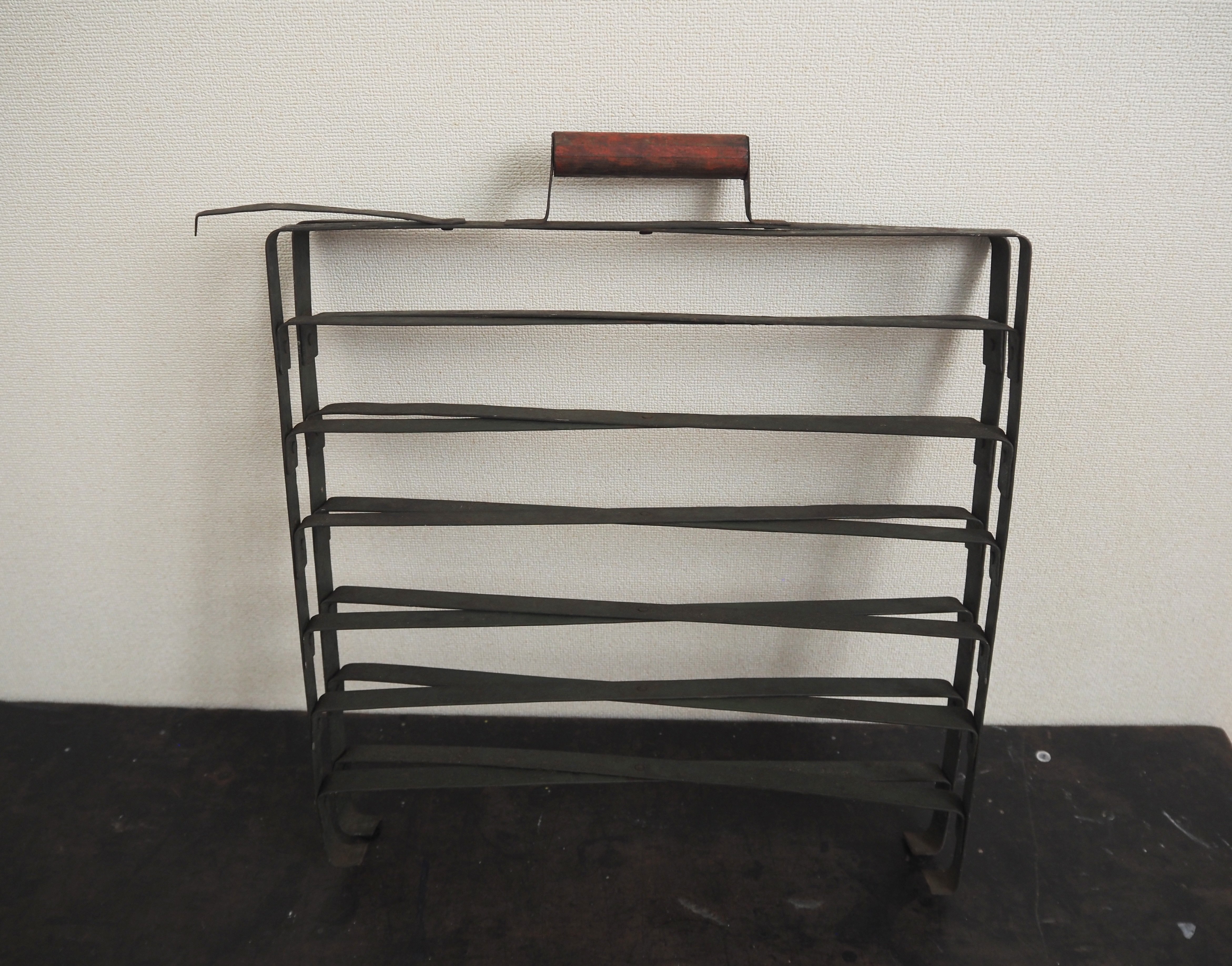 アイアンのパイラック Euro Antiques Foldable Rack Euro Antiques Foldable Rack｜takuroh shirafuji