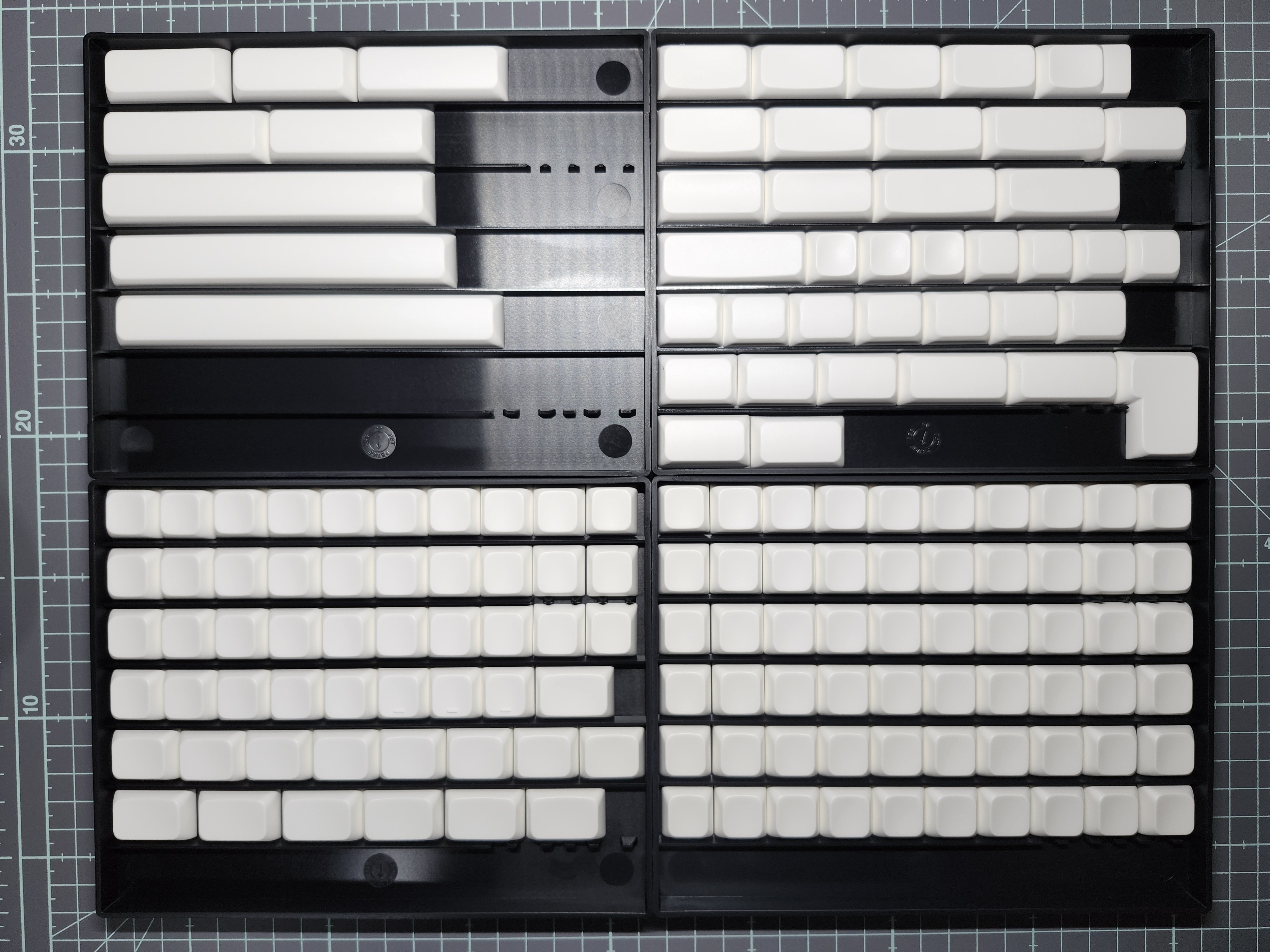 キーキャップ：PBS White Blanks/Galaxy｜環