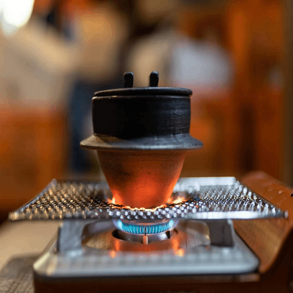 閑心窯のかまどはん ― 土の温もりで炊くごはん鍋｜ころは -うつわと