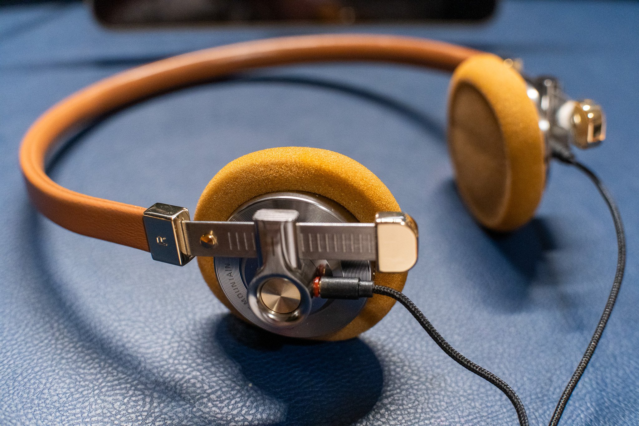 新調したヘッドホン「ROSE TECHNICS DISTANT MOUNTAIN」｜サーシュ