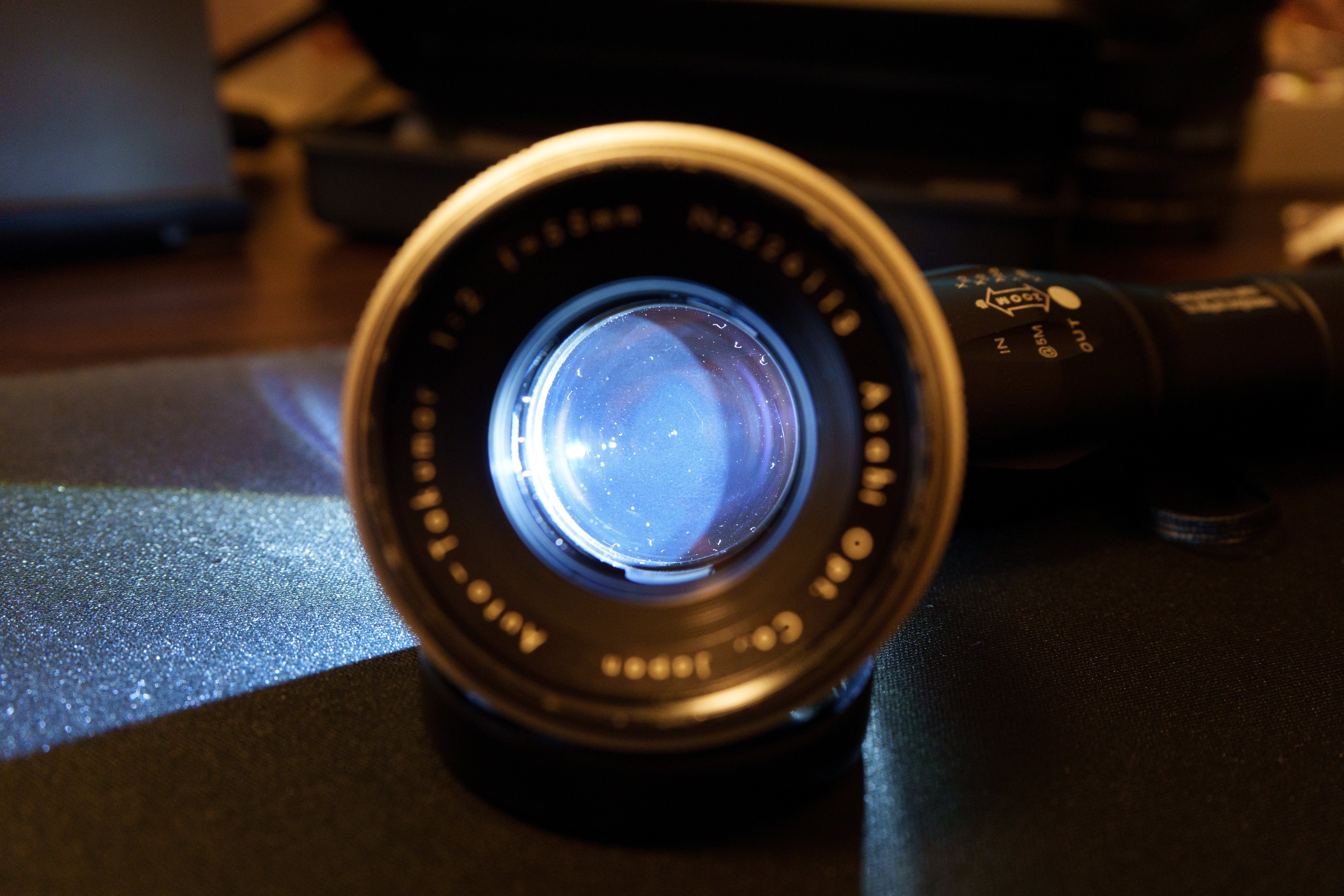 Auto Takumar 55mm f2 　10枚羽根の銘玉 Auto-Takumar 55mm F2 – 超画伯の写真漂流記