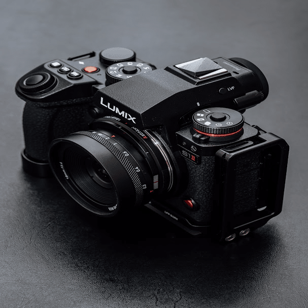 広角レンズ選びに迷ったらコレ！手のひらサイズの神レンズ「AstrHori