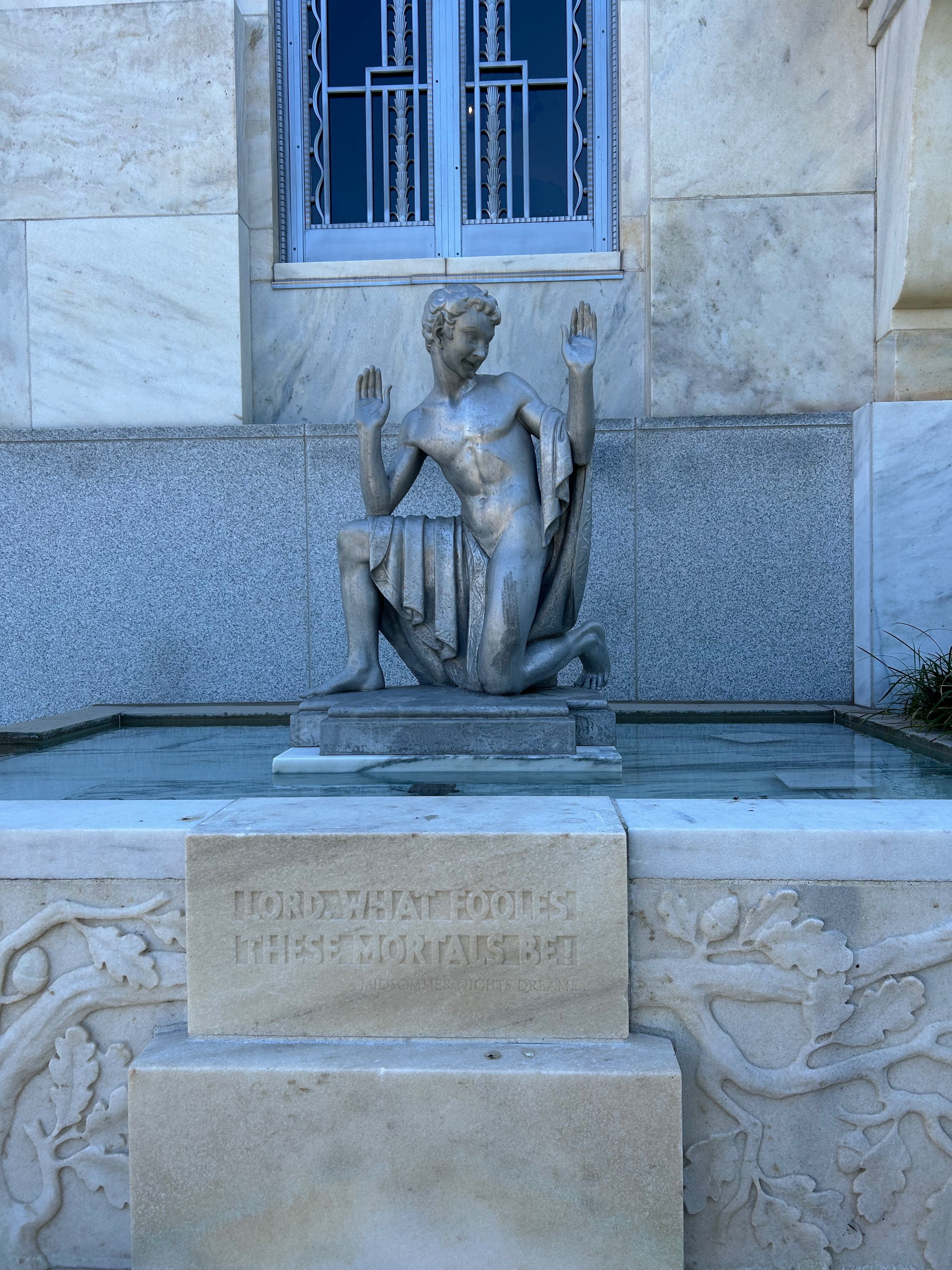 ワシントンD.C観光案内（Folger Shakespeare Library）｜栗田さん