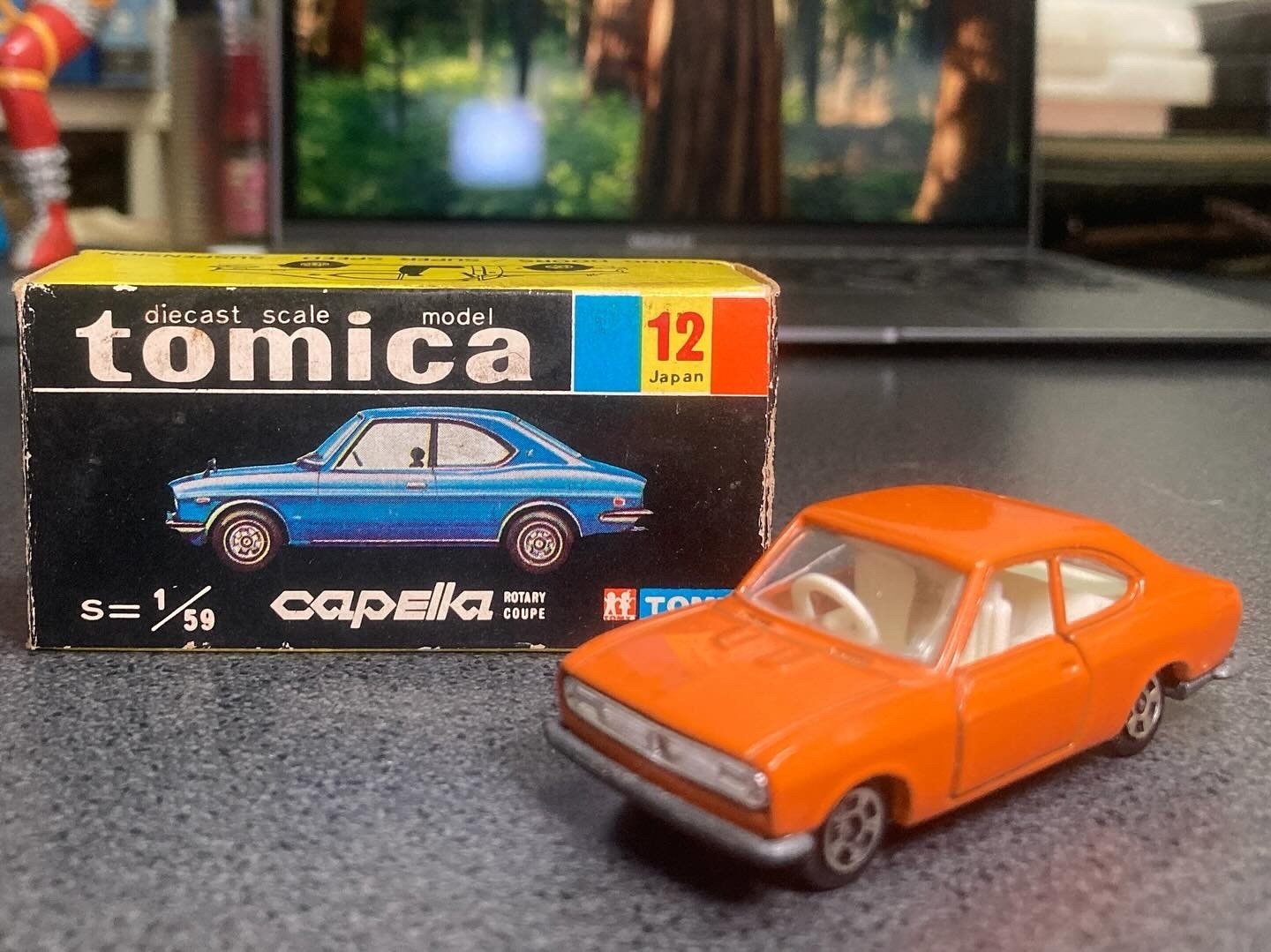 香港トミカ　No.12 カペラロータリークーペ Amazon.co.jp: tトミカ No.12 CAPELLA ROTARY COUPE カペラ